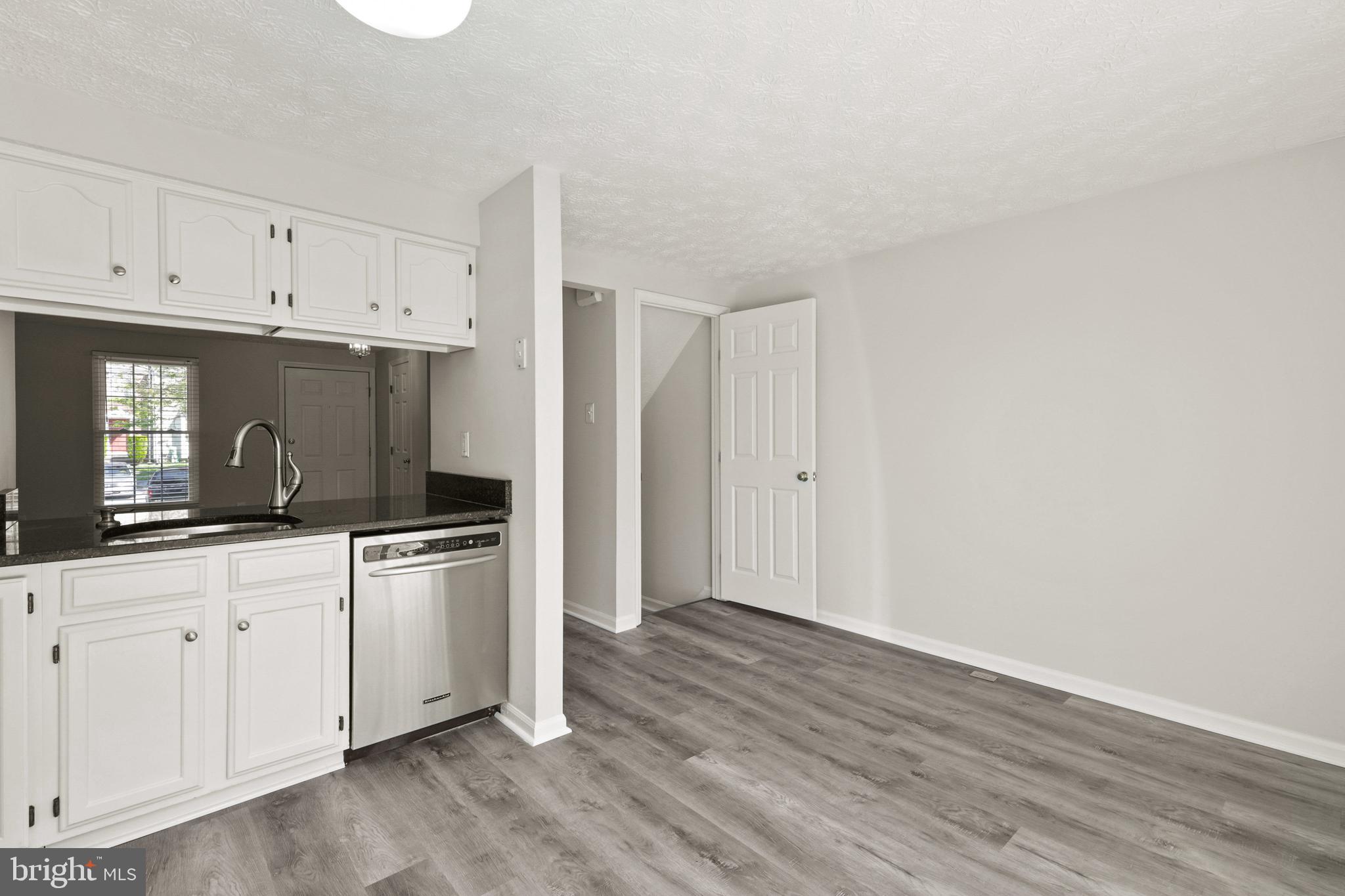 PARKVIEW TRAIL - Residential