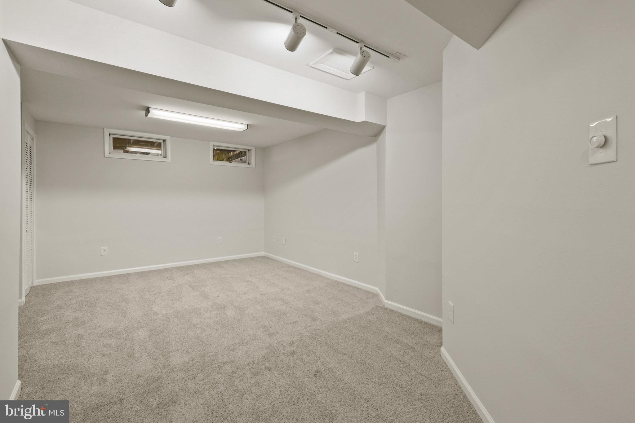 PARKVIEW TRAIL - Residential