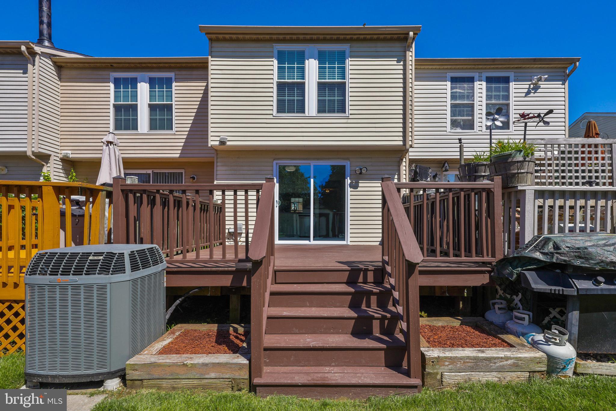 PARKVIEW TRAIL - Residential