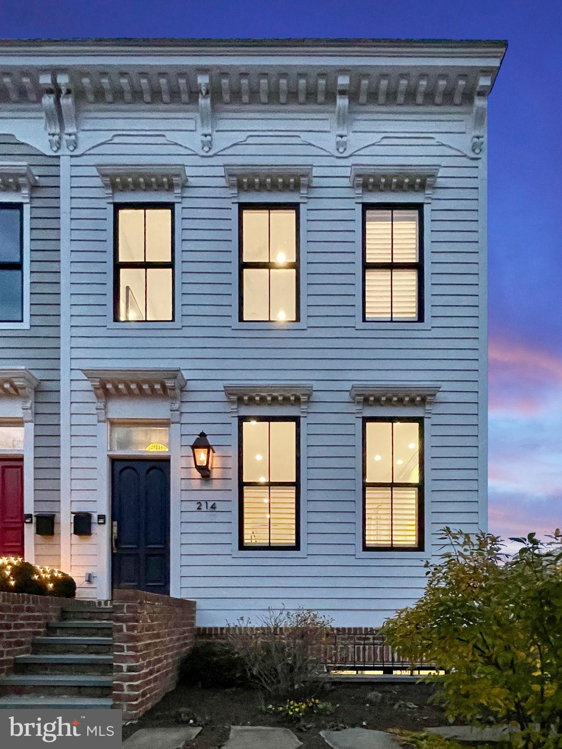 CAPITOL HILL - Residential