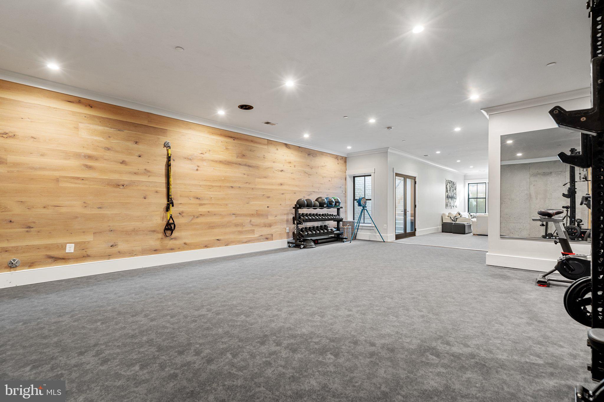 CAPITOL HILL - Residential