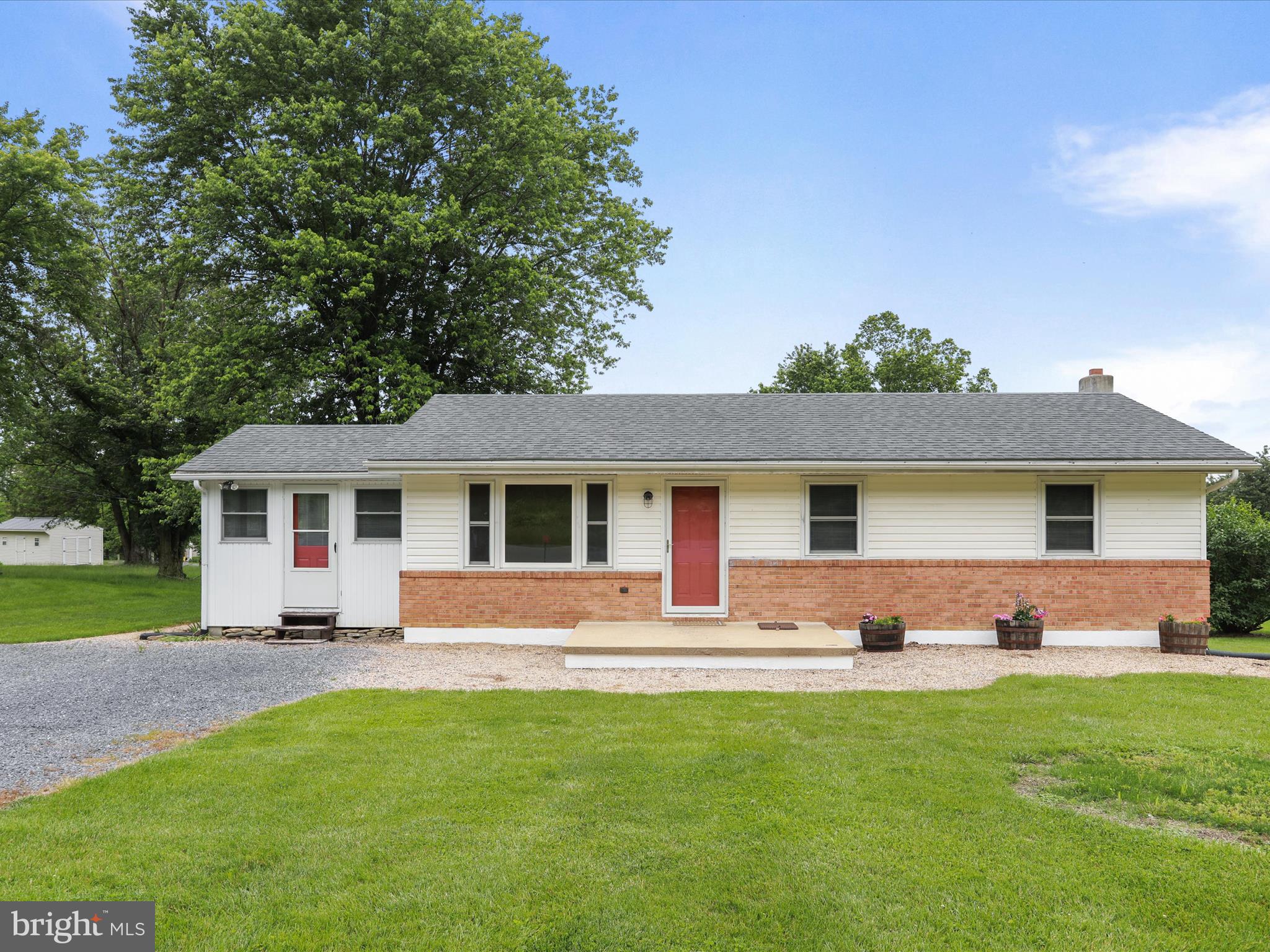 3423 SMITH CREEK ROAD