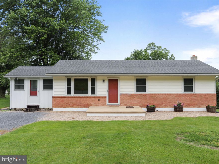 Charming One-Level Living Just Outside New Market!
This well-maintained 3-bedroom, 2-bath home is perfectly situated on nearly half an acre (.46 acres) and offers comfortable living both inside and out. Step into a spacious living room with gleaming hardwood floors and a large picture window that fills the space with natural light. The kitchen features durable grouted vinyl tile and flows into a cozy sunroom—ideal as a mudroom or flex space. The family room, also with hardwood flooring, opens to an expansive back deck overlooking a level backyard, perfect for outdoor enjoyment. Two bedrooms boast hardwood floors, while the generously sized primary suite includes a soaking tub, dual vanity, and more hardwood flooring. A finished walk-out basement with 8-foot ceilings adds valuable living and storage space. Enjoy the peace of country-style living with the convenience of being just minutes from town.