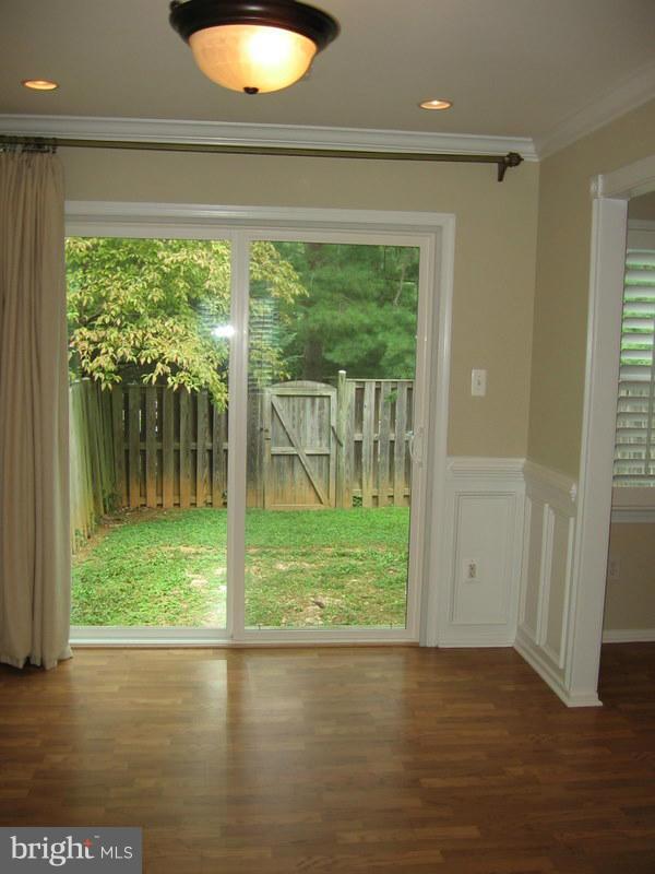 LAKE BRADDOCK - Residential