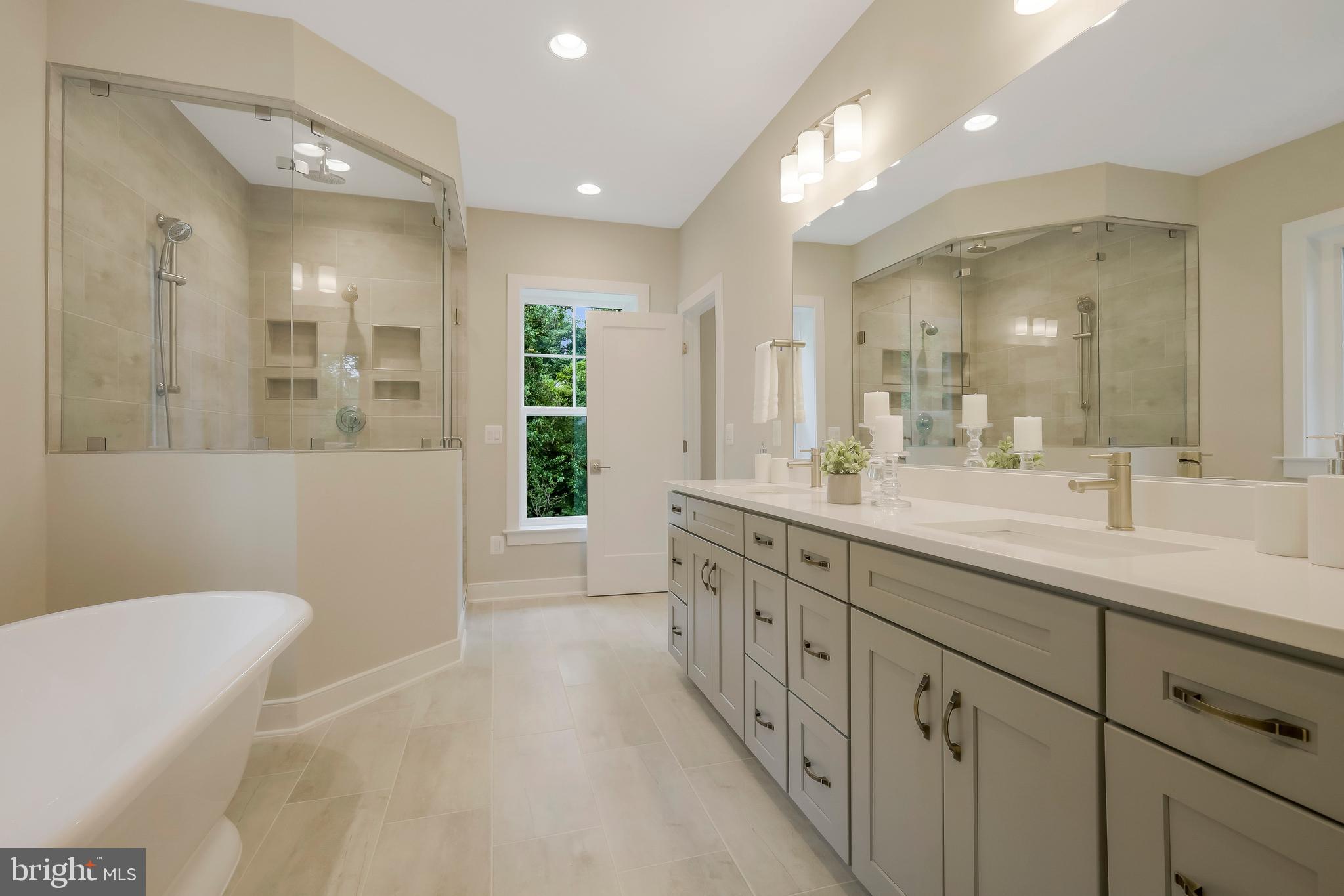 HASTINGS ESTATES - Residential