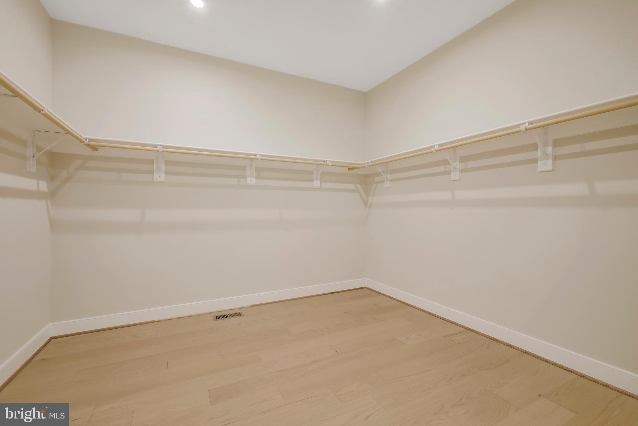 HASTINGS ESTATES - Residential