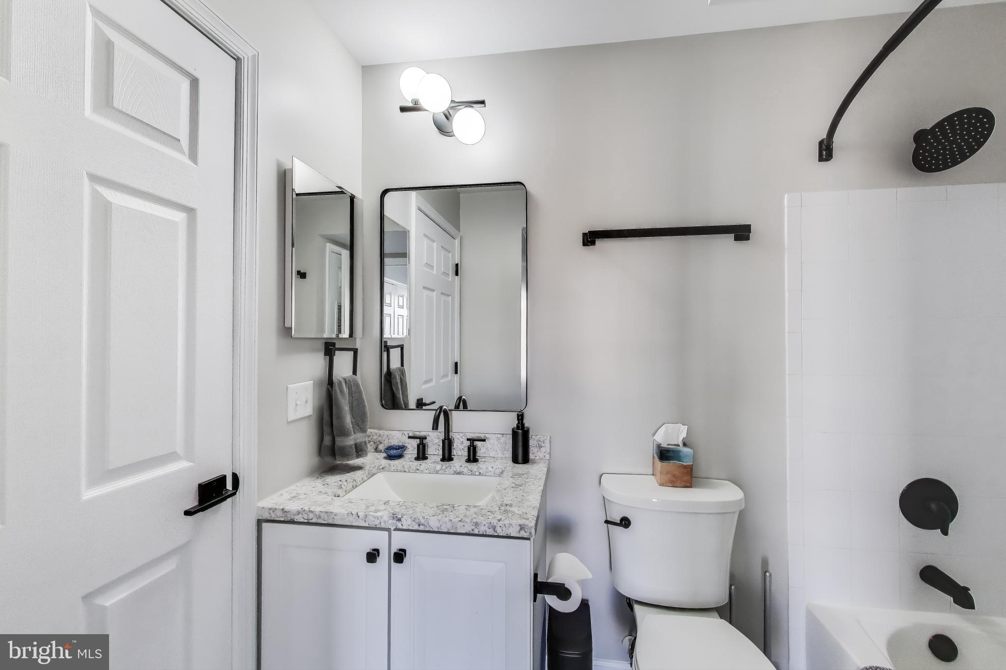 LOCUST POINT - Residential