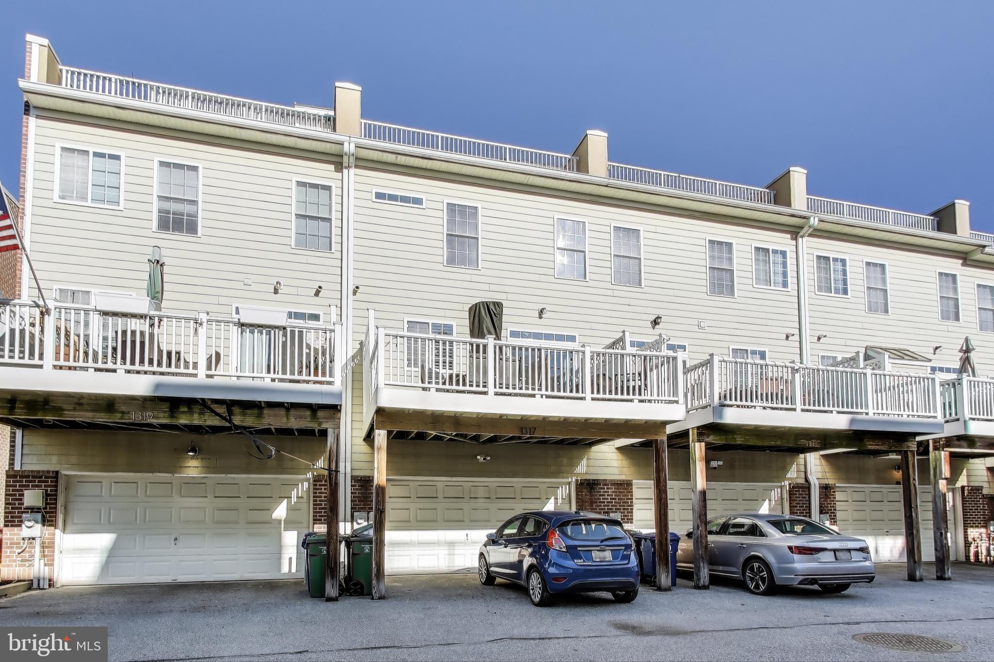 LOCUST POINT - Residential