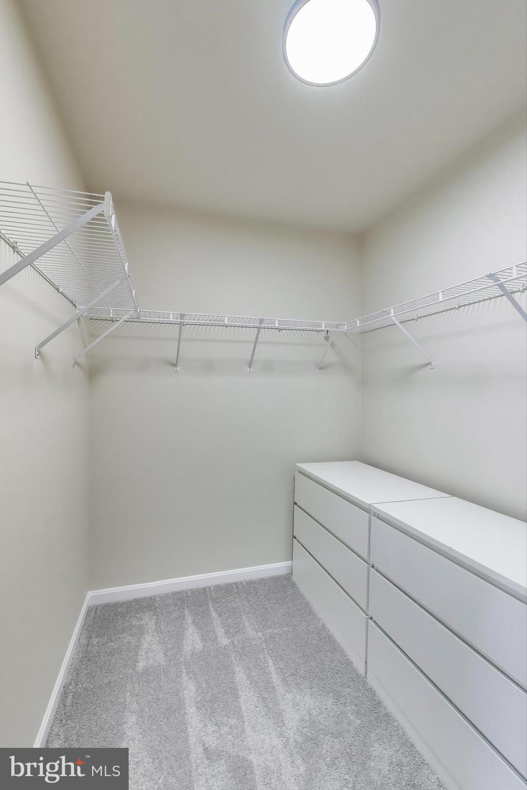 LOCUST POINT - Residential