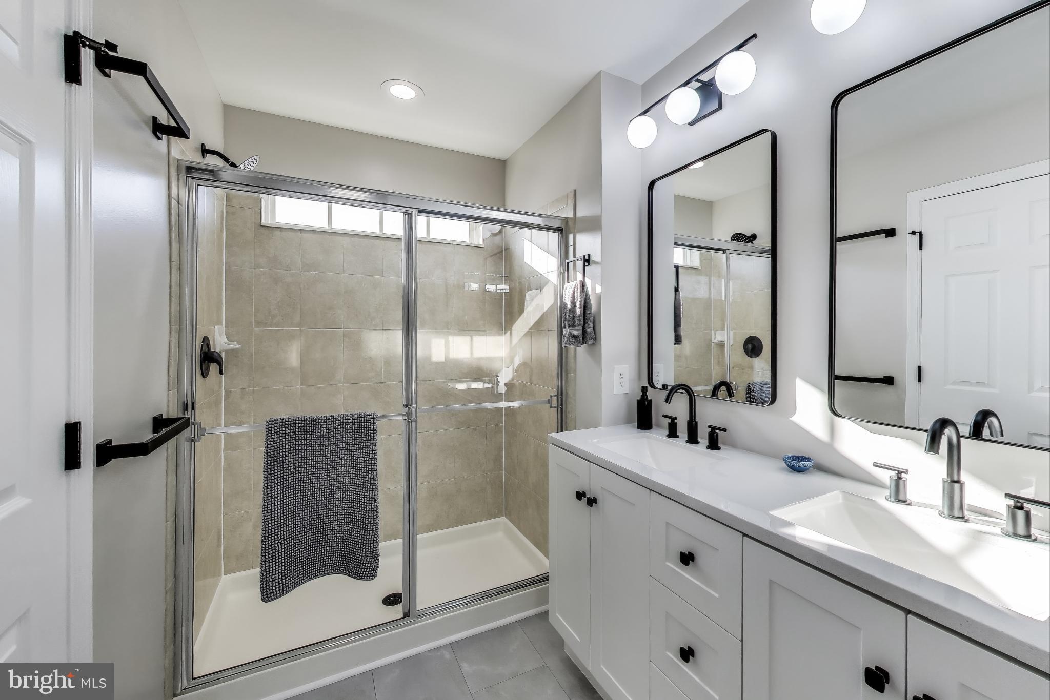 LOCUST POINT - Residential