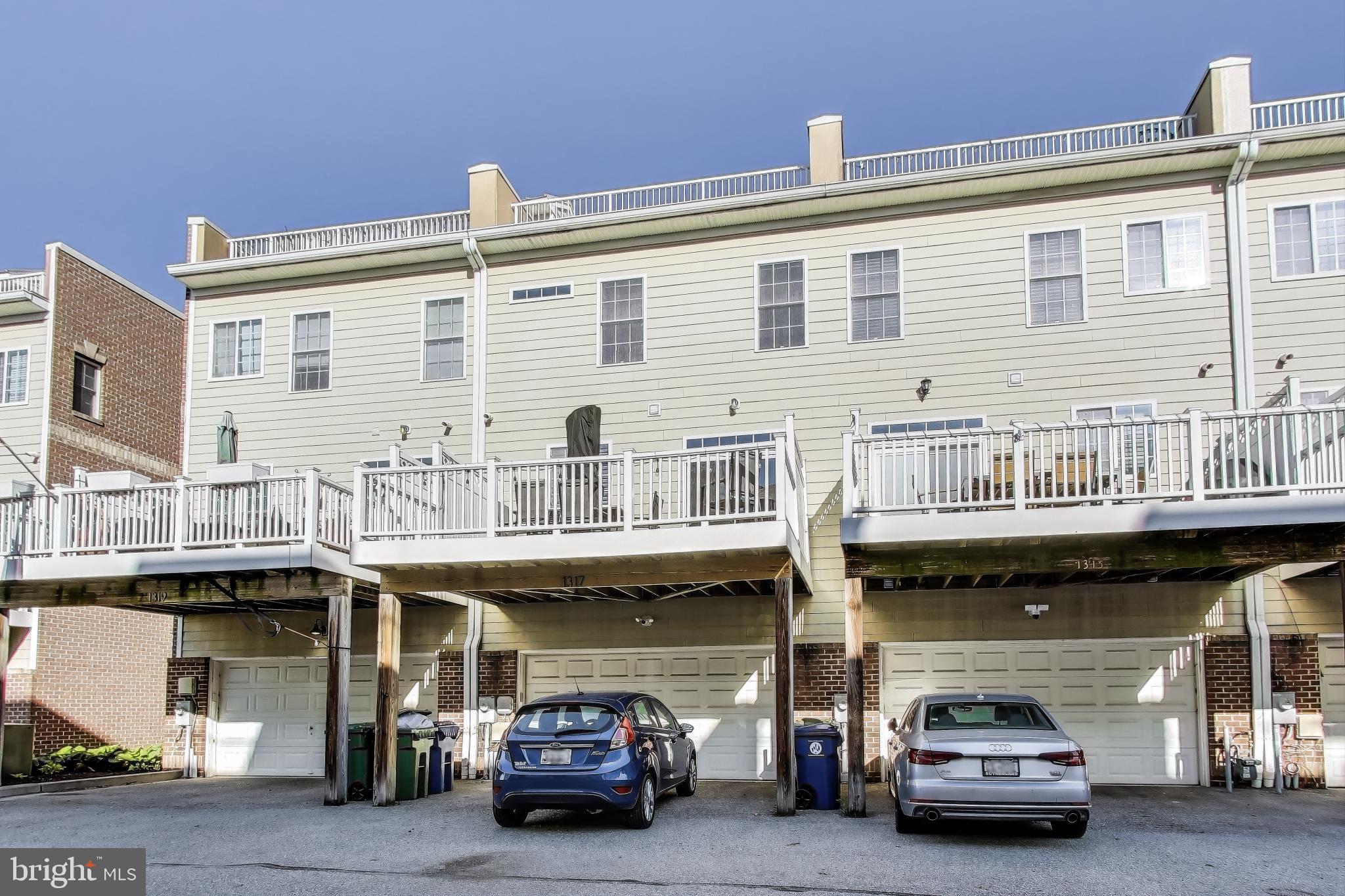 LOCUST POINT - Residential