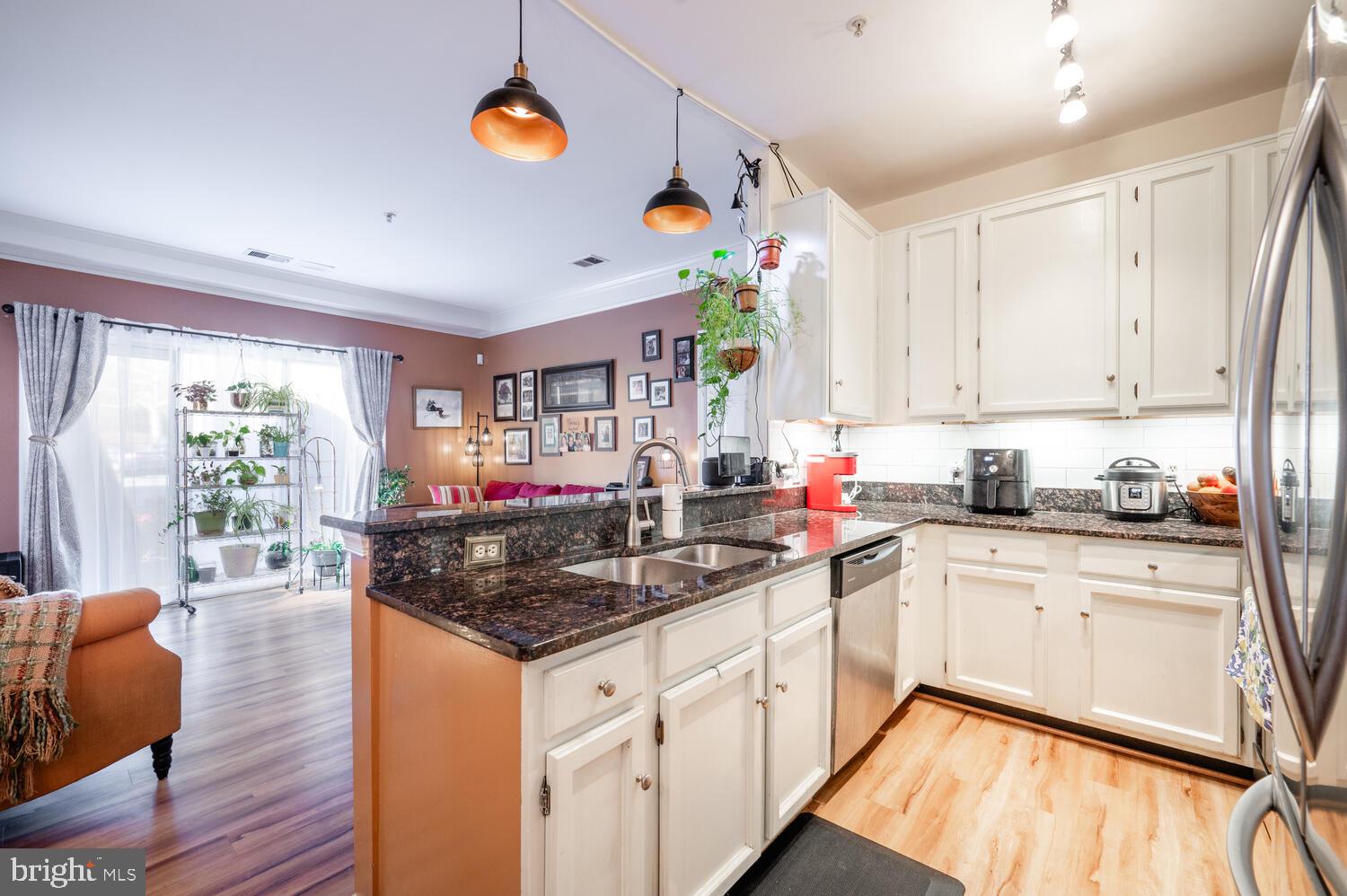 CHANCERY OF KINGSTOWNE - Residential