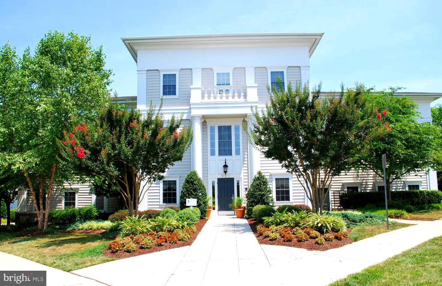 LAKELANDS - Residential