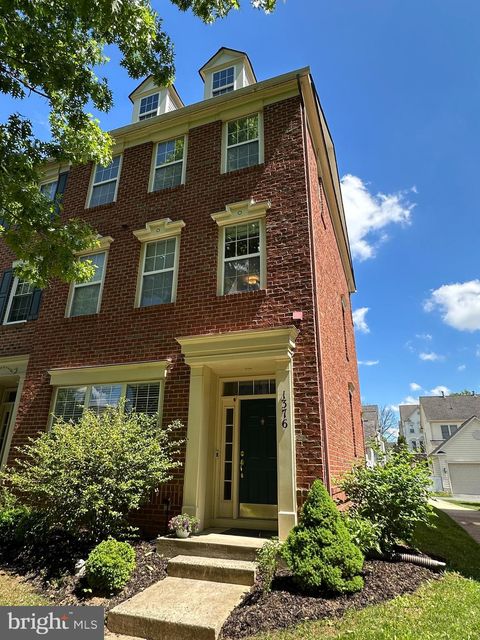 1376 MAIN MEWS GAITHERSBURG MD 20878