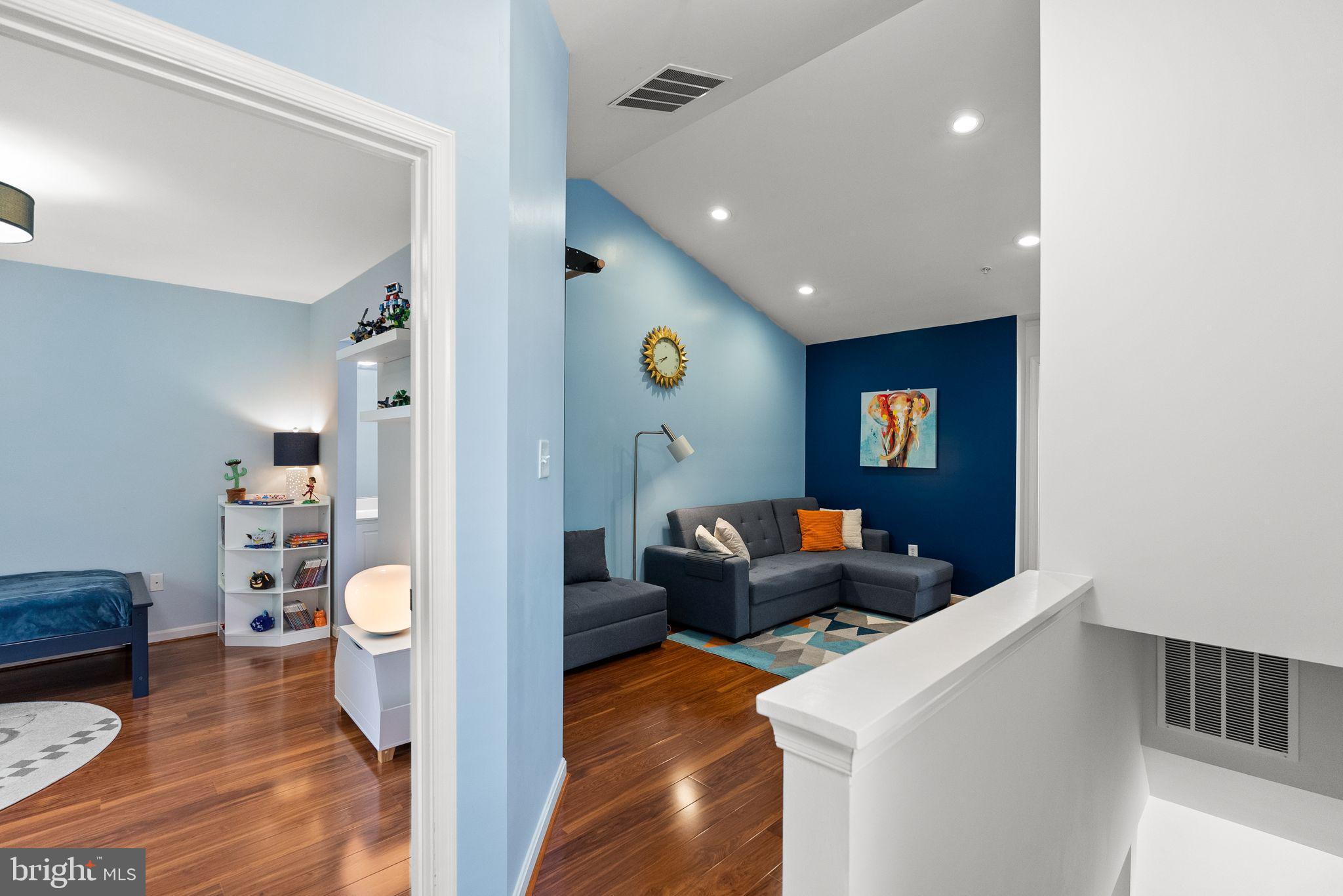 LAKELANDS - Residential