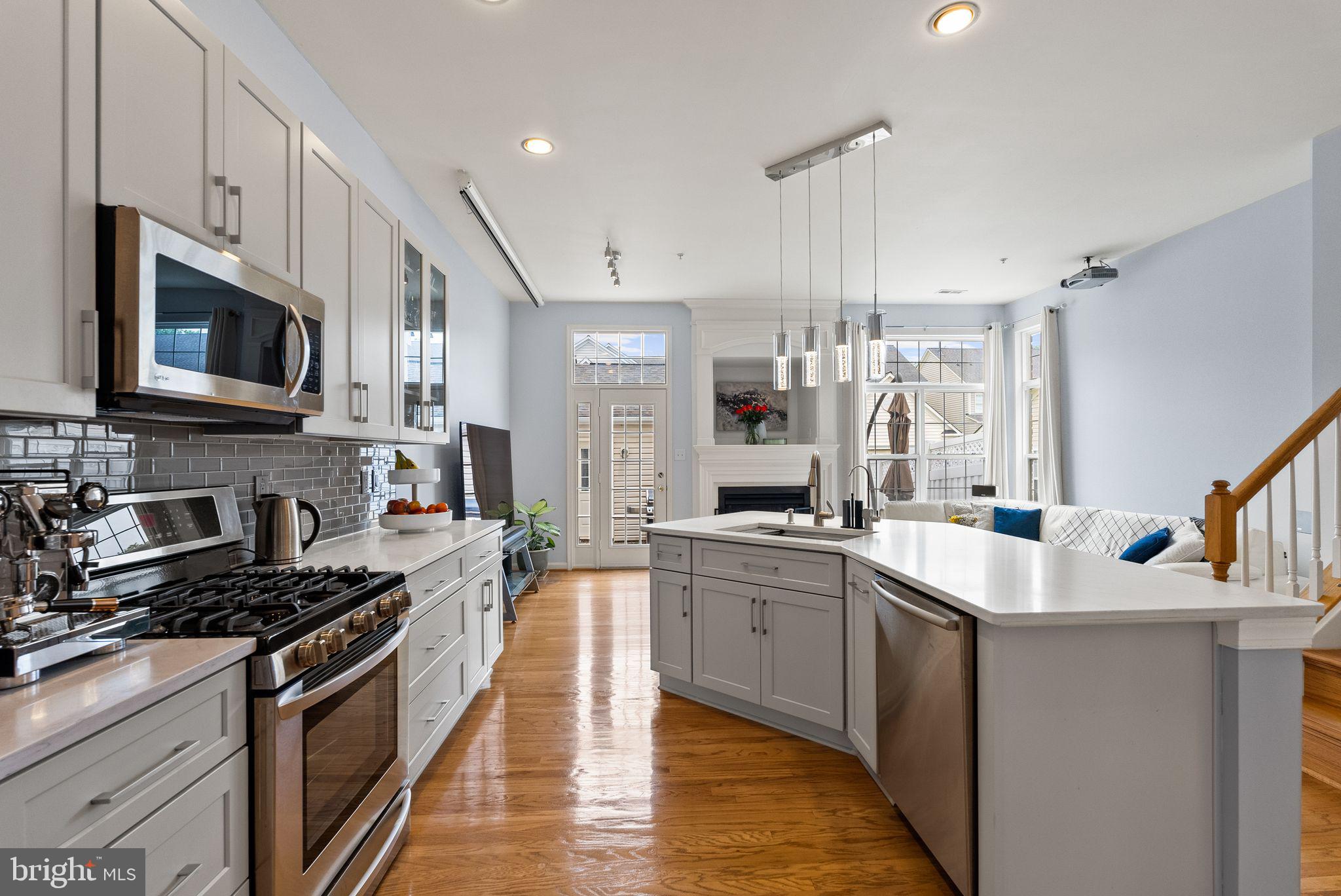 LAKELANDS - Residential