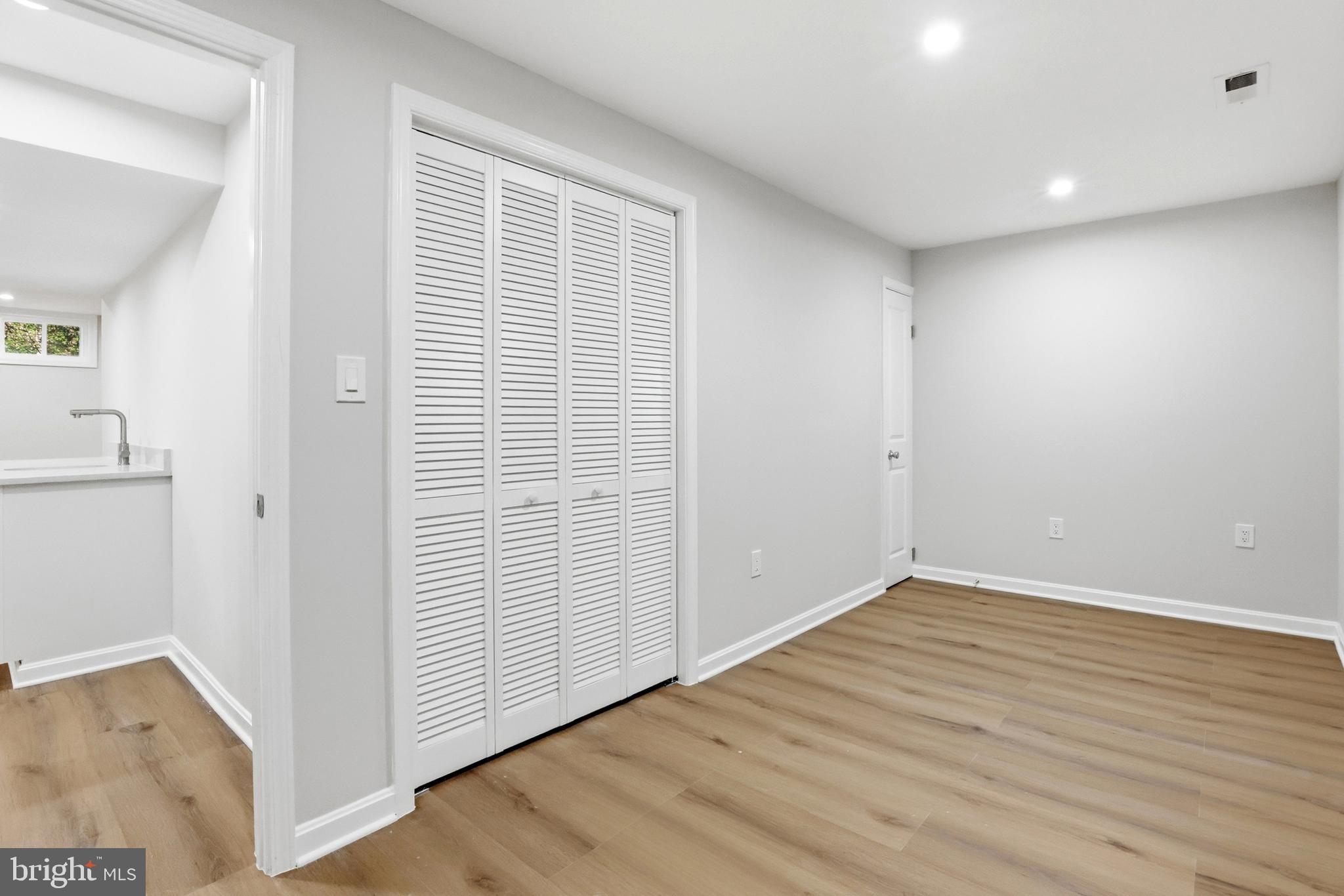 FOLKSTONE - Residential