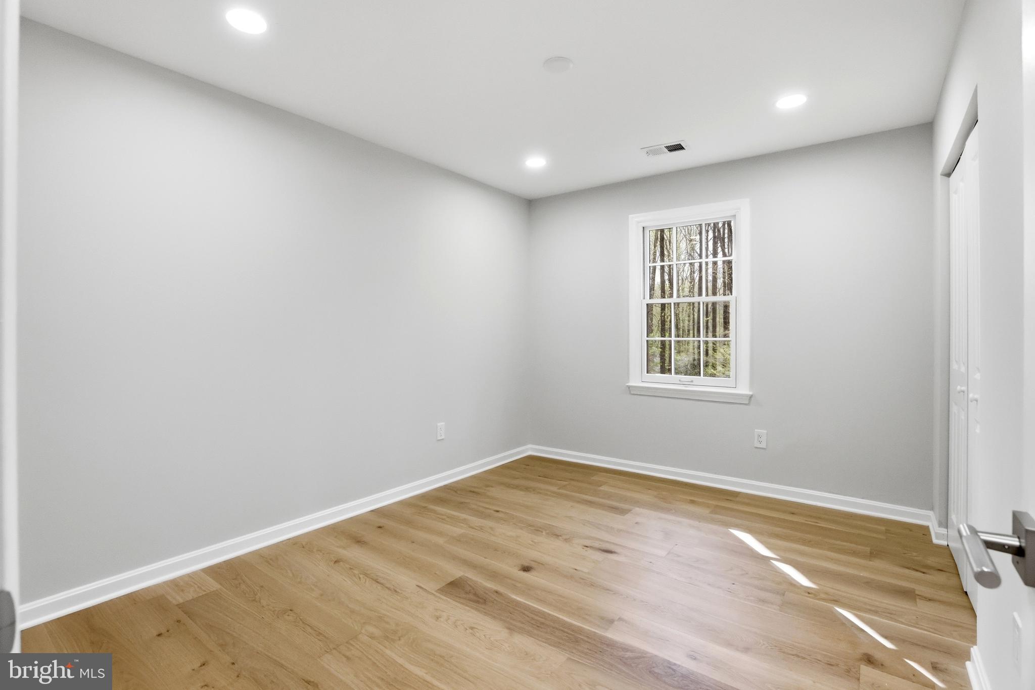 FOLKSTONE - Residential