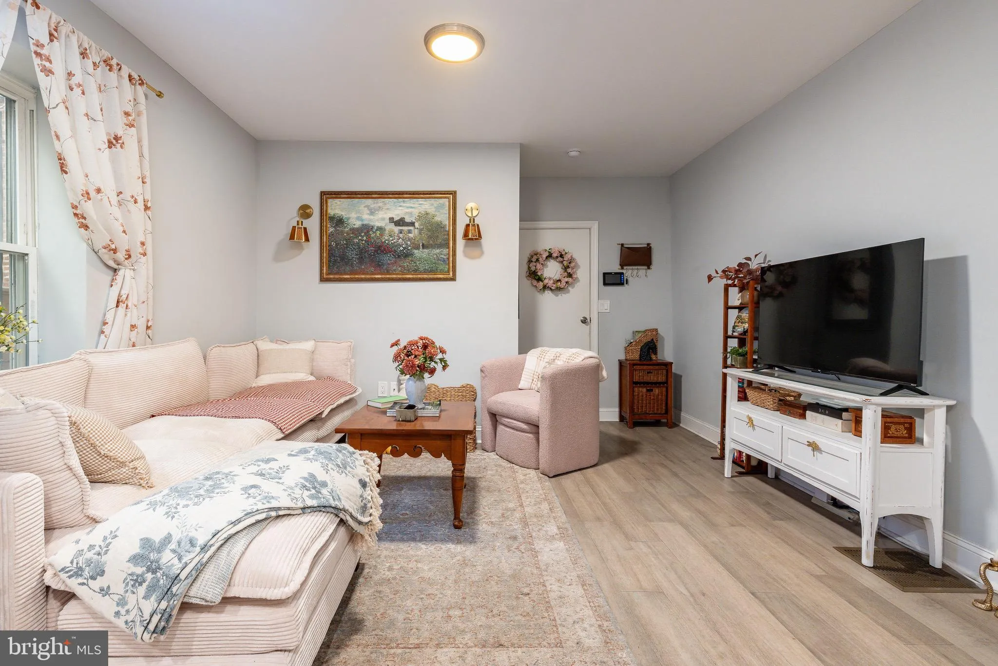 Philadelphia, Pennsylvania 19130, United States, 6 Bedrooms Bedrooms, ,Residential,Active,112563