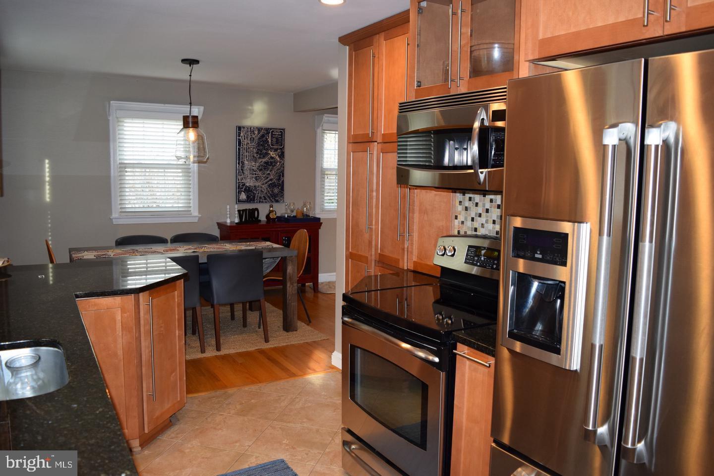 COLLEGE PARK - Residential Lease