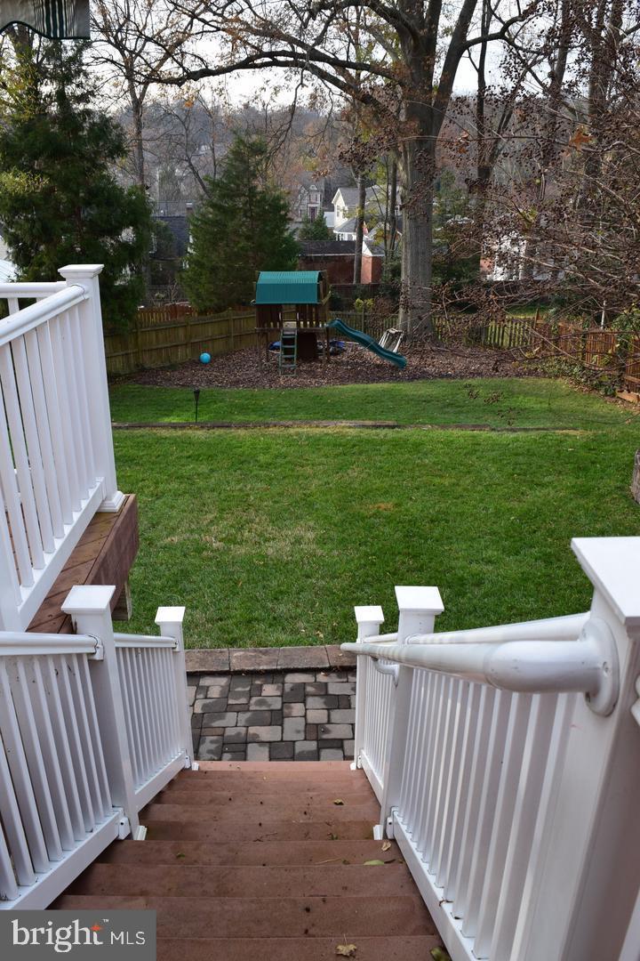 COLLEGE PARK - Residential Lease