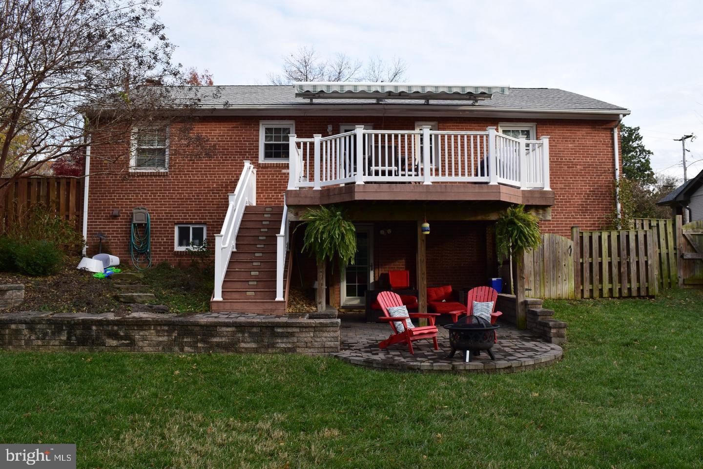 COLLEGE PARK - Residential Lease