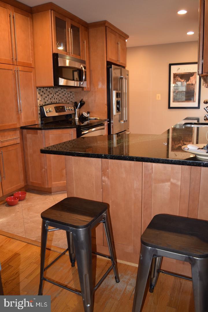 COLLEGE PARK - Residential Lease