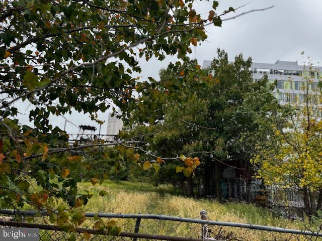 CENTER CITY - Commercial Sale