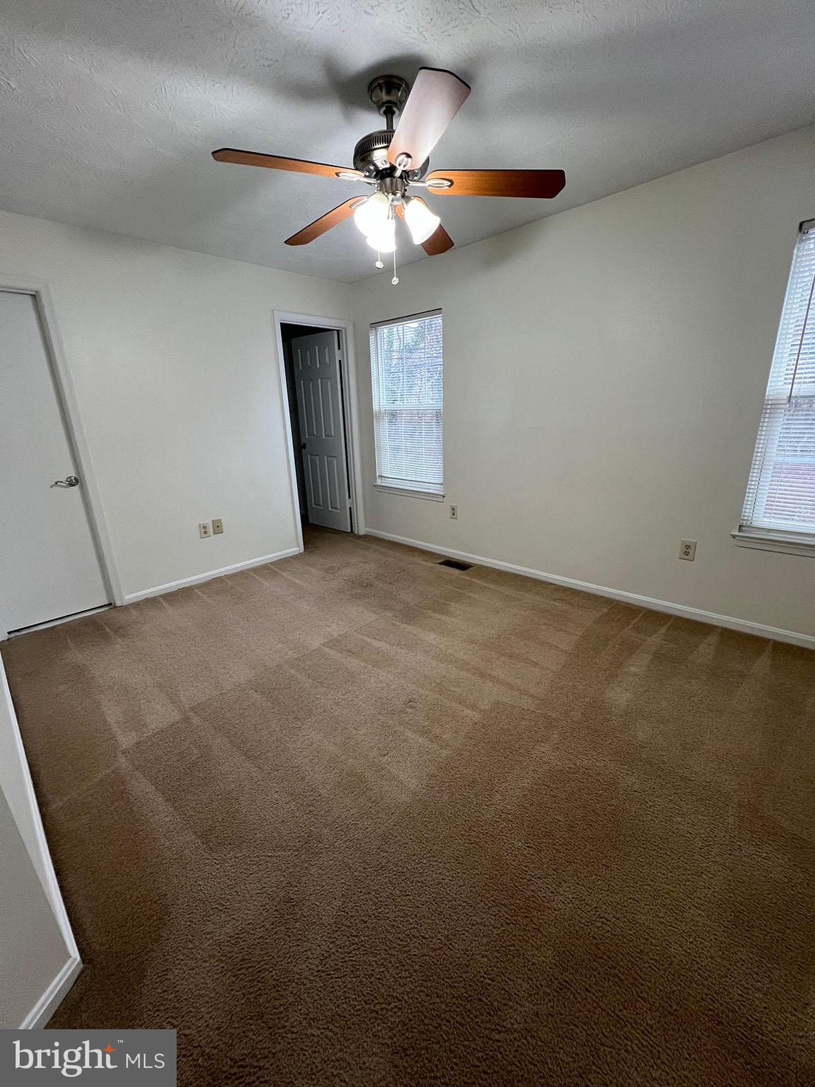 MARINERS LANDING - Residential Lease