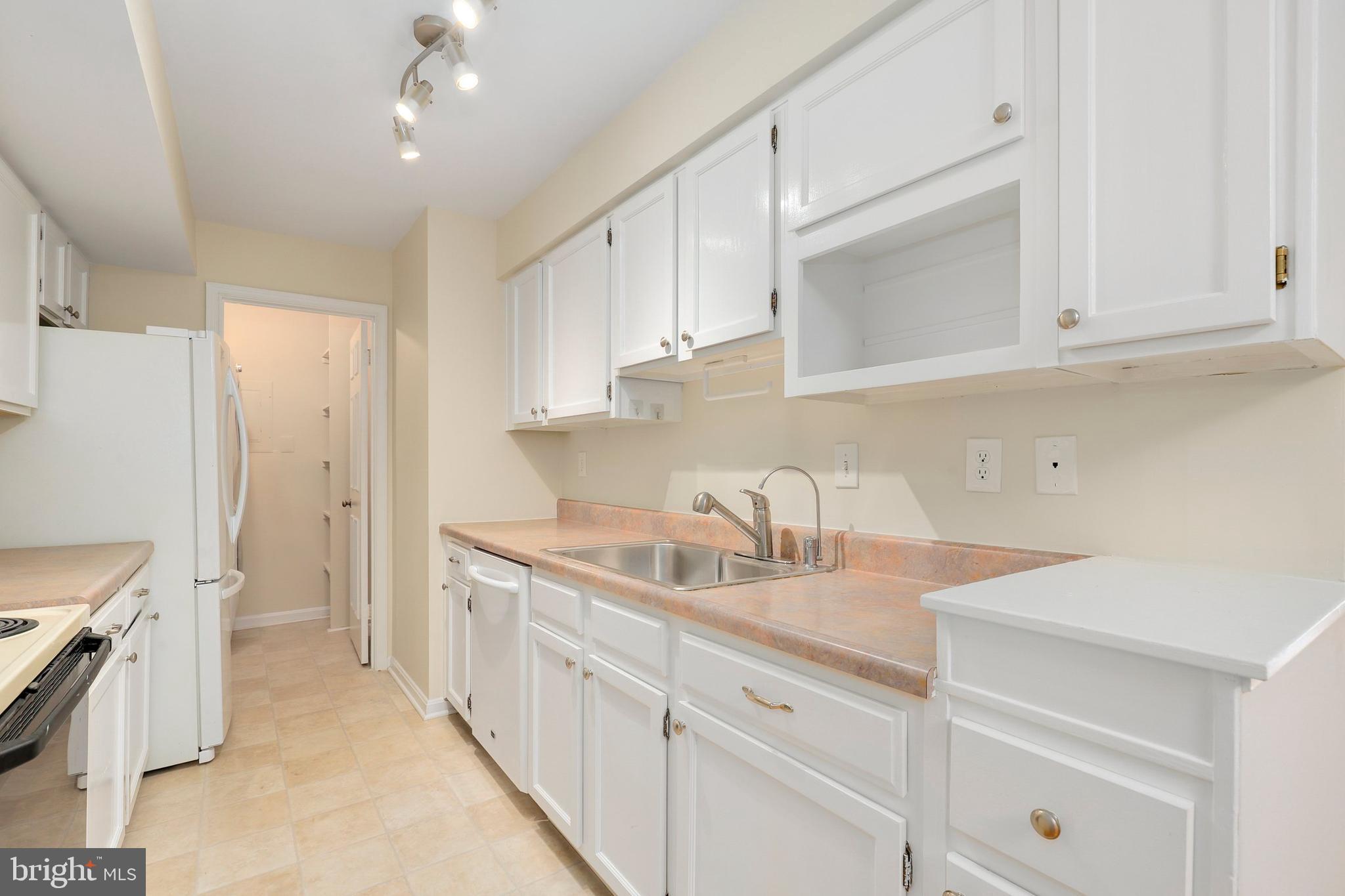 TREVOR HOUSE - Residential