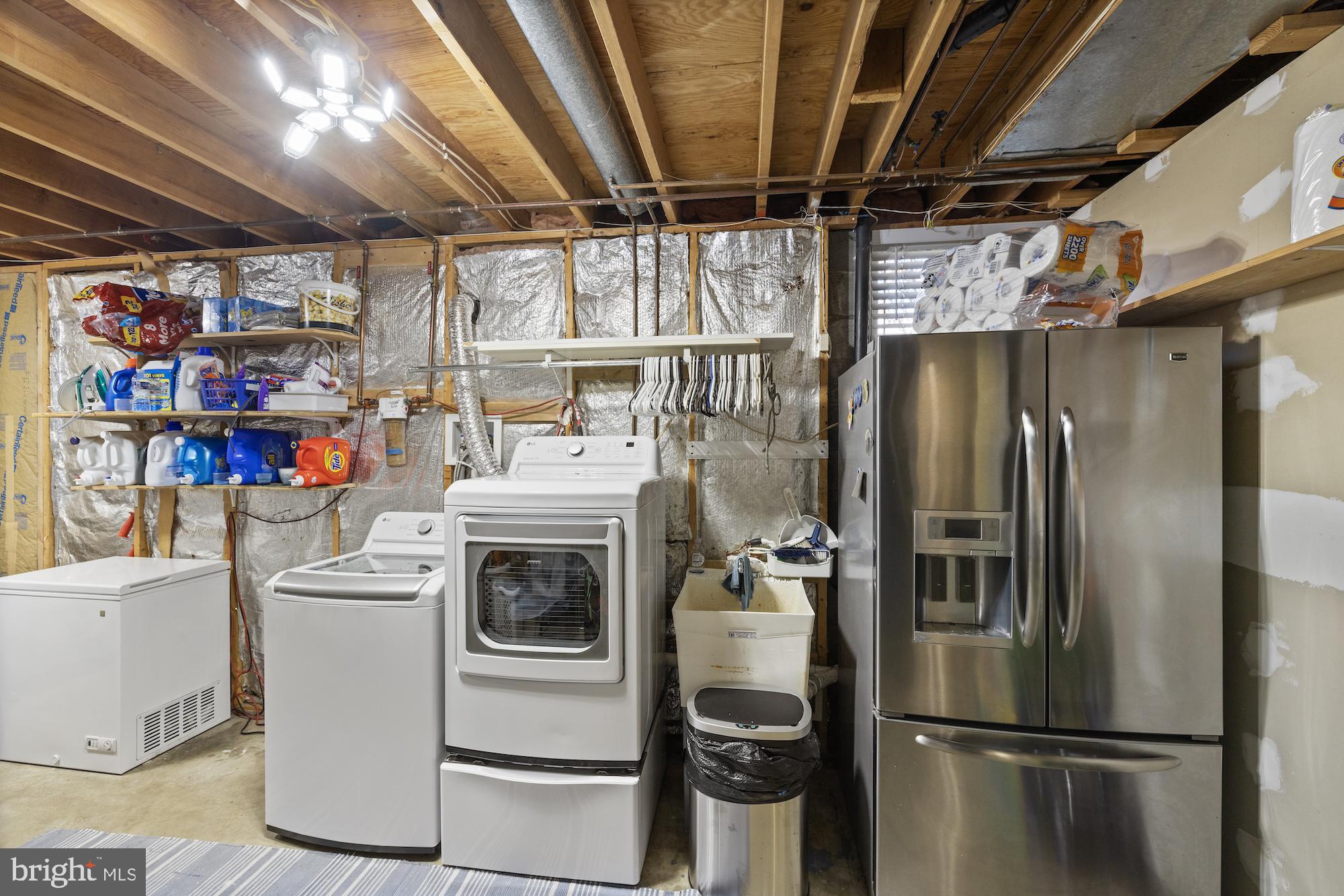 VELVET HILLS - Residential