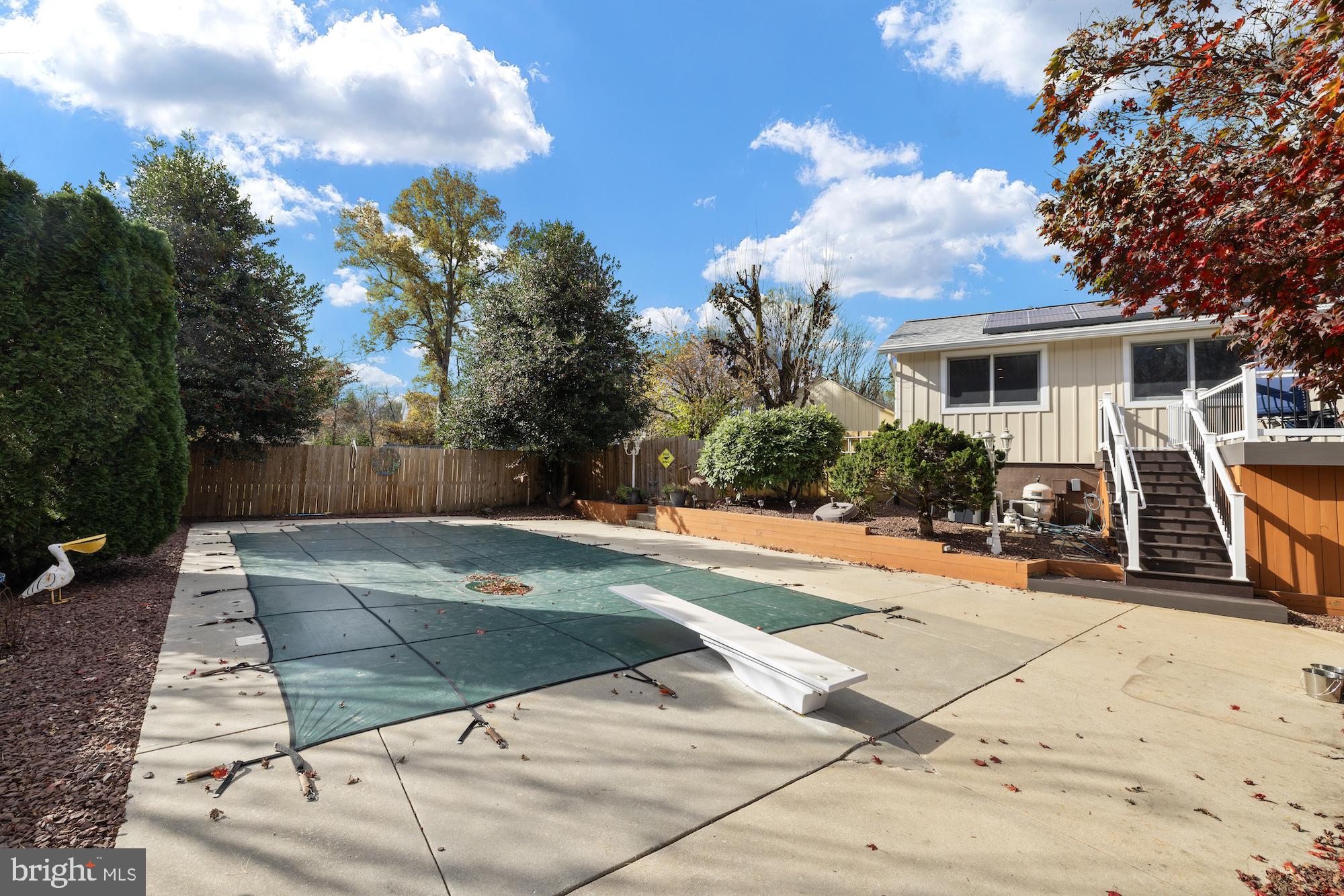 VELVET HILLS - Residential