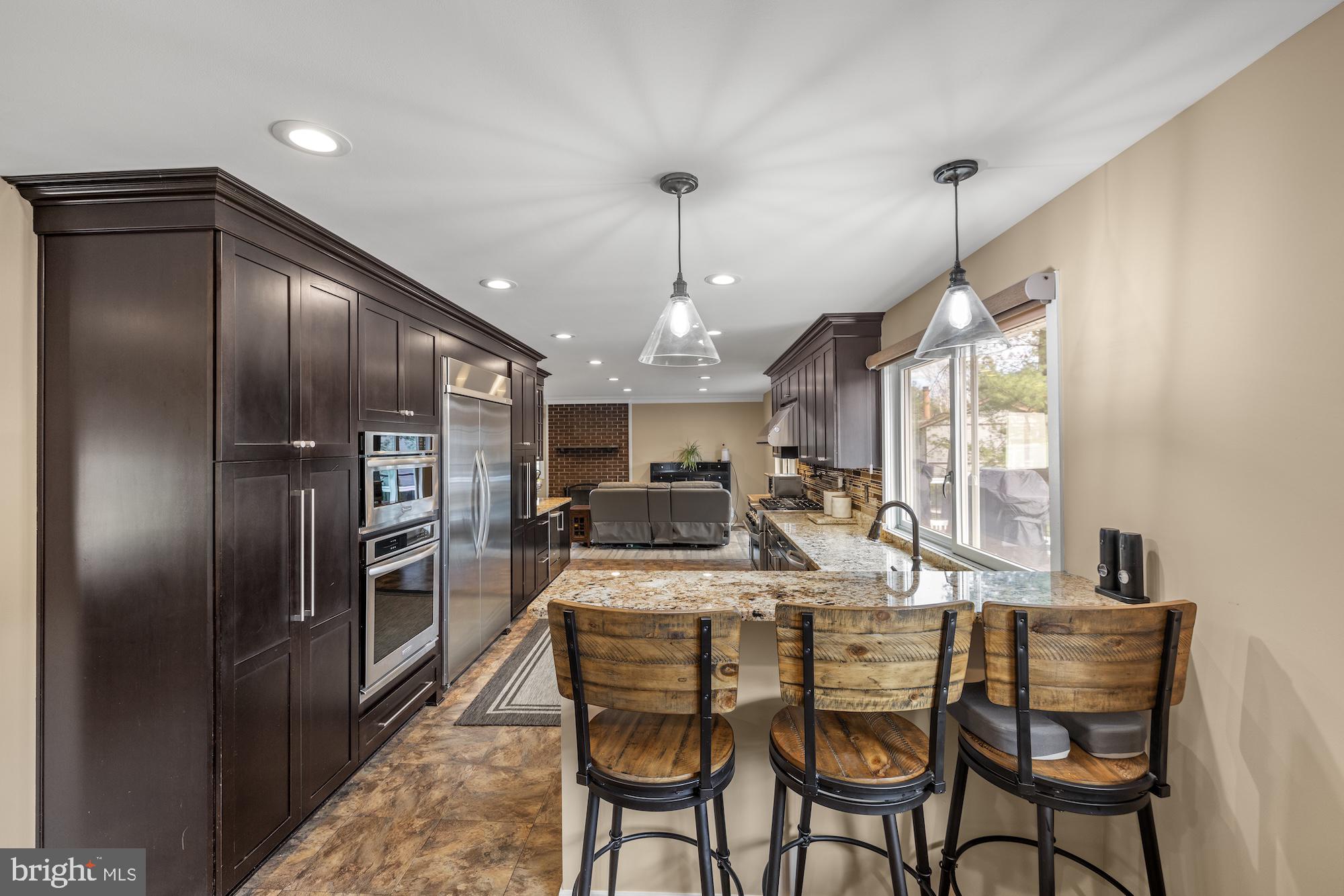 VELVET HILLS - Residential