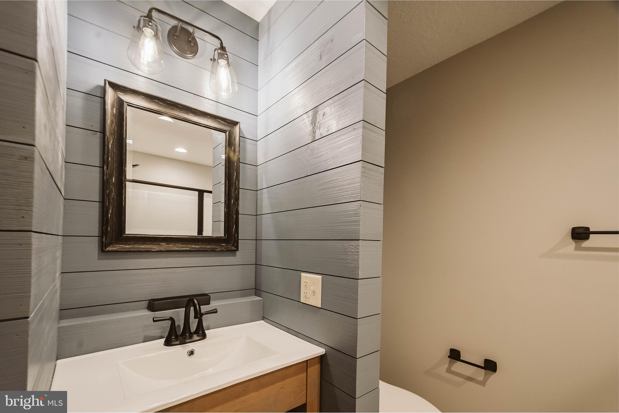 LODESTONE - Residential