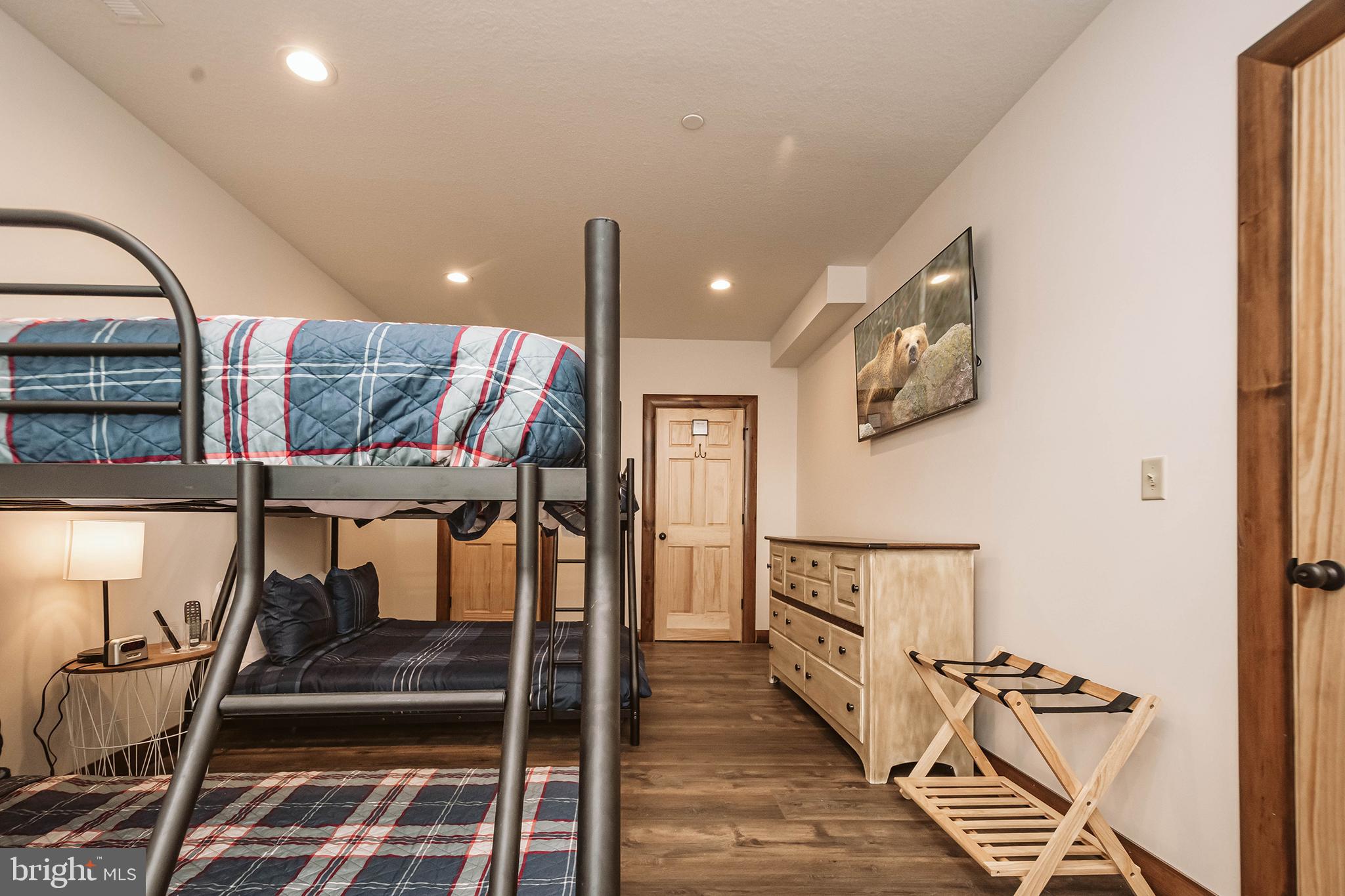 LODESTONE - Residential