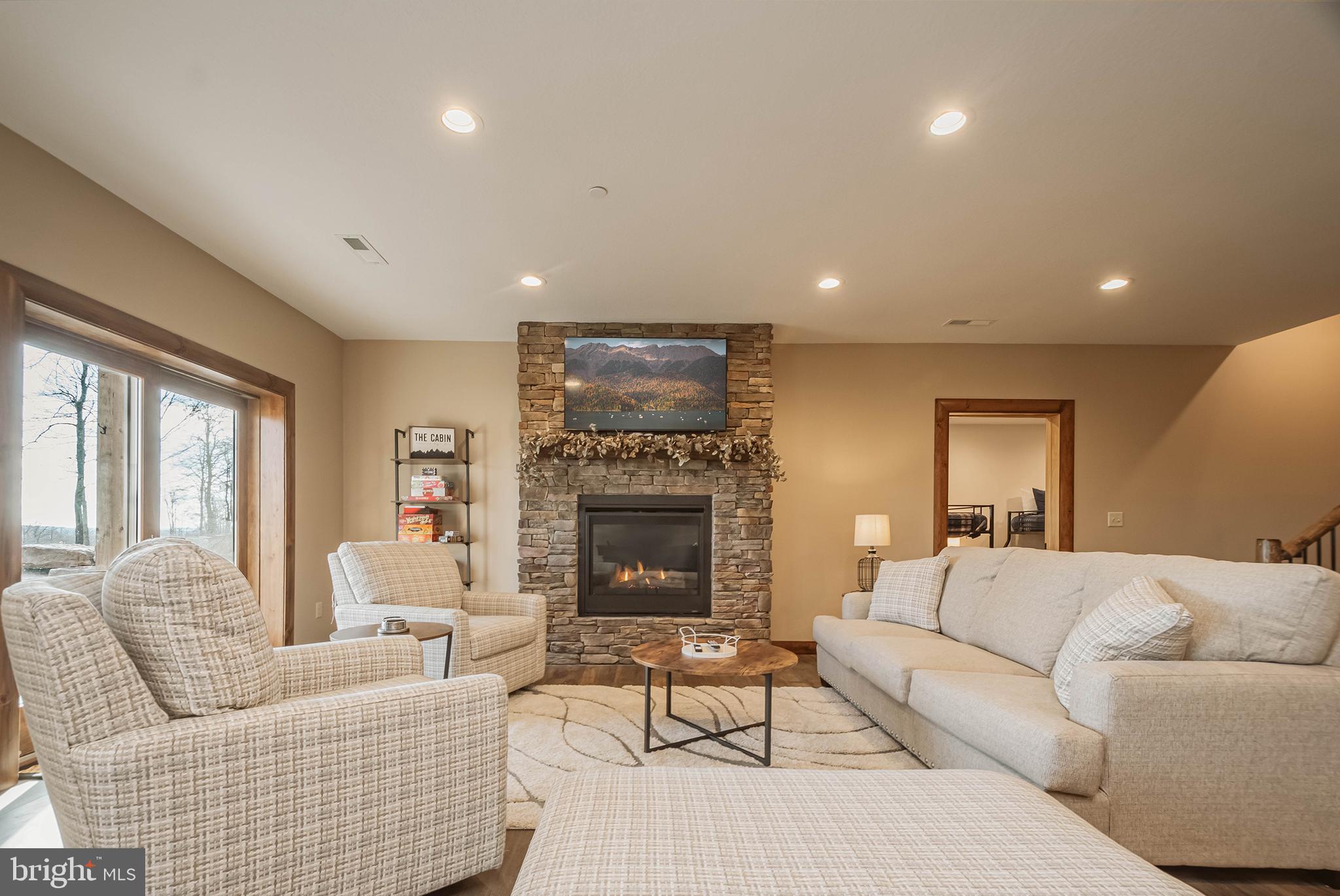 LODESTONE - Residential