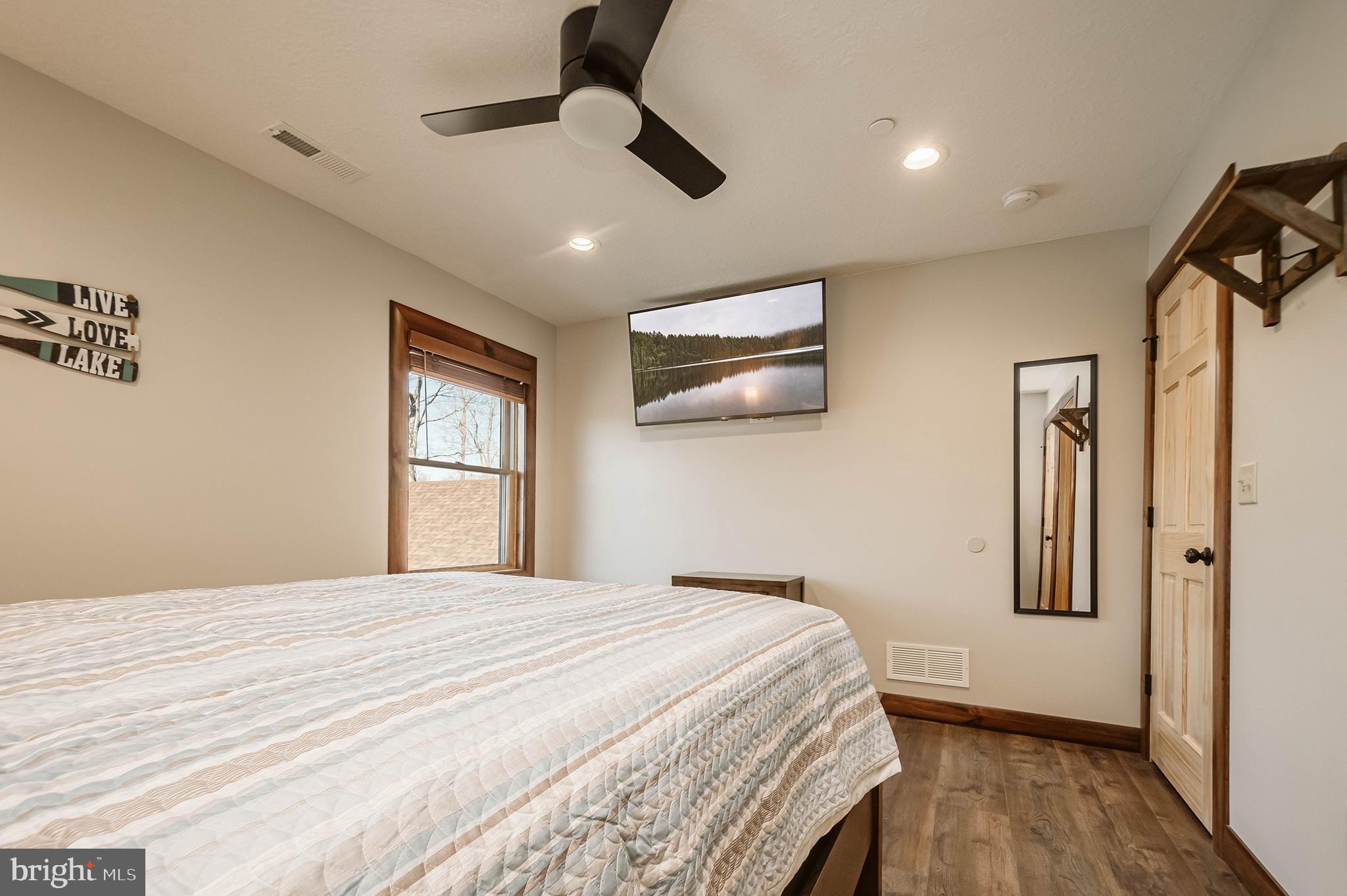 LODESTONE - Residential