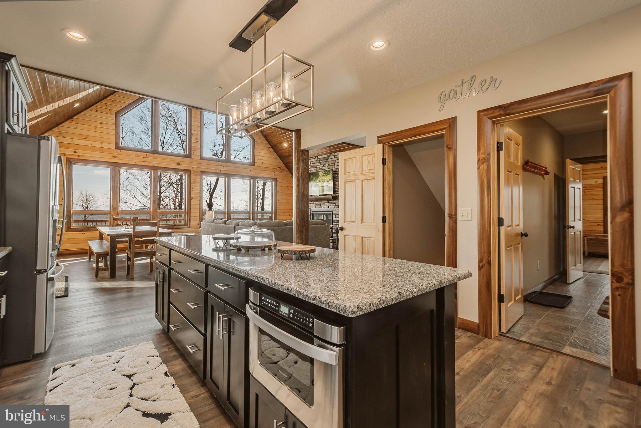 LODESTONE - Residential