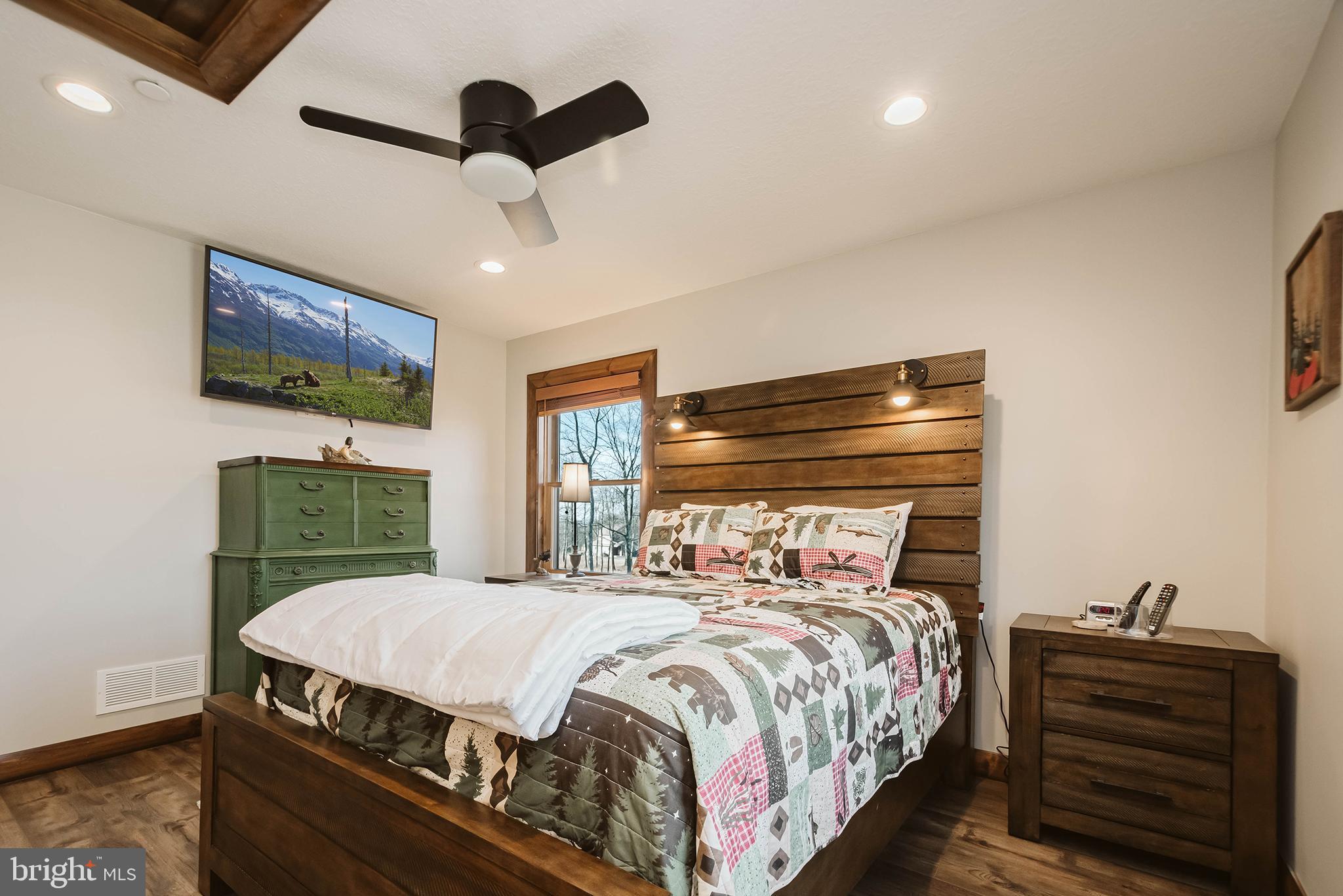 LODESTONE - Residential