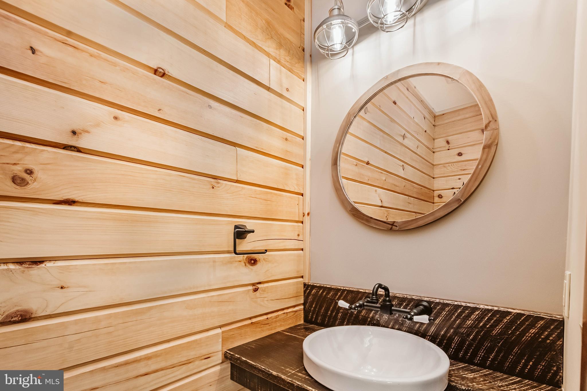 LODESTONE - Residential