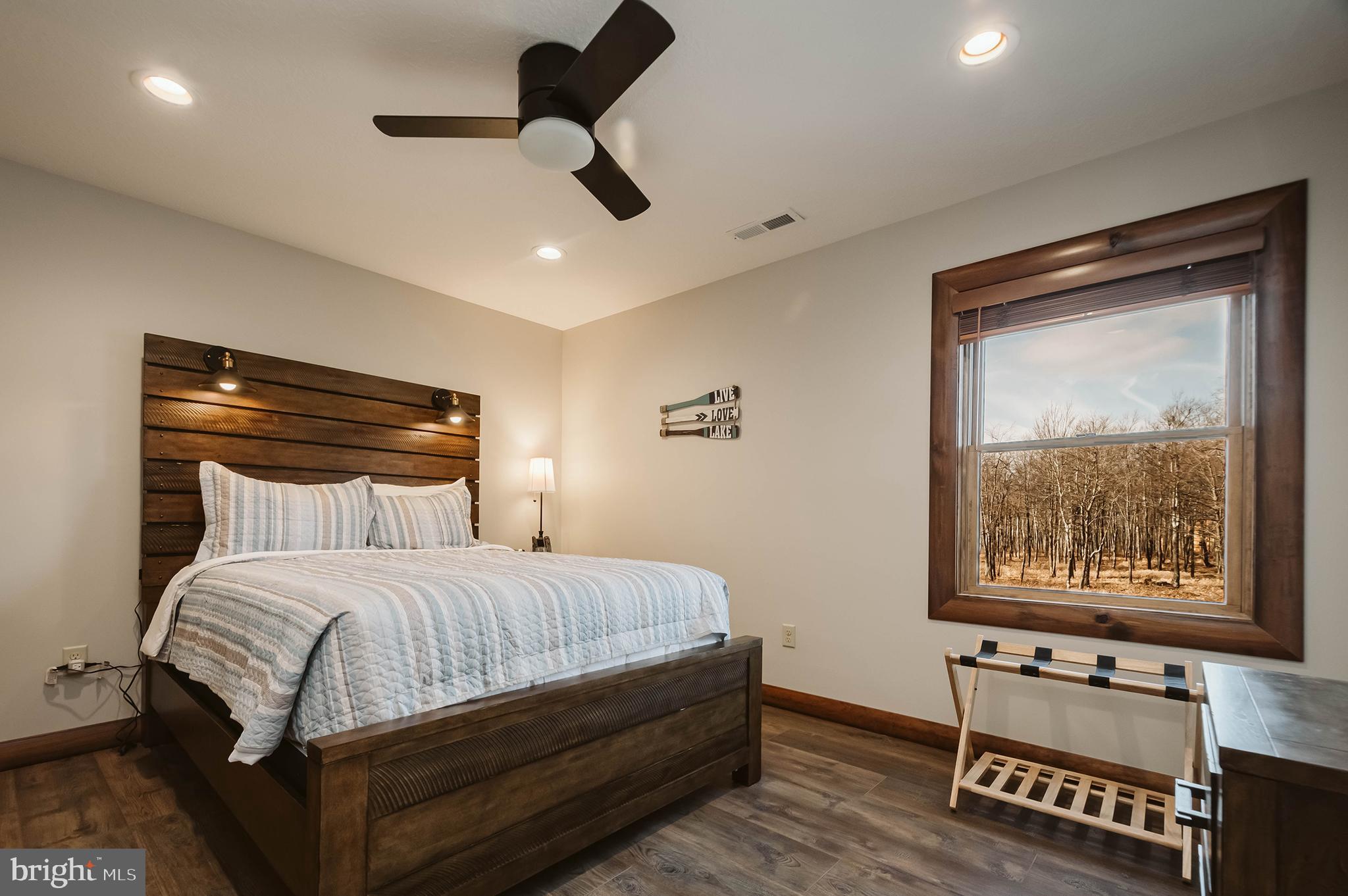 LODESTONE - Residential