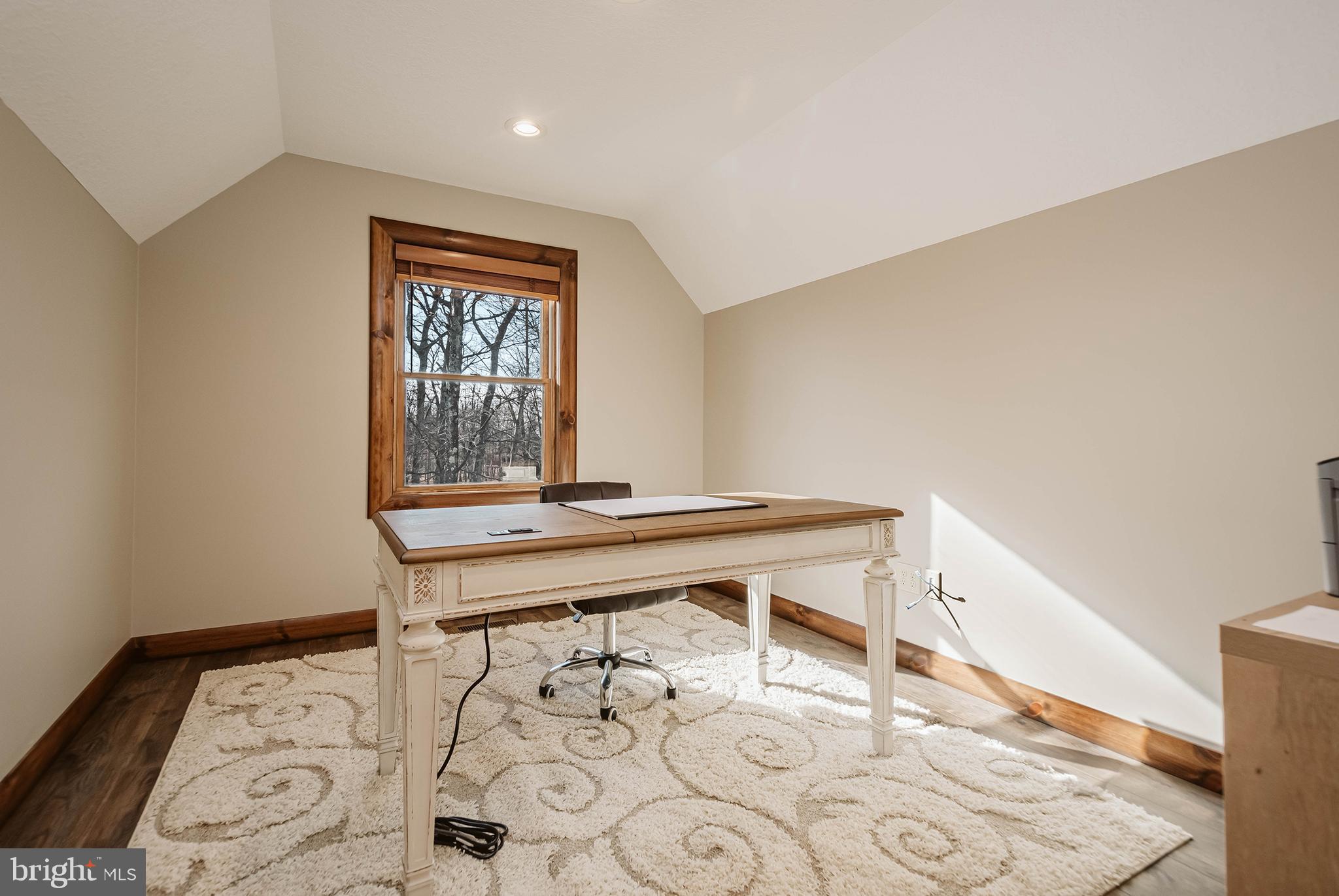 LODESTONE - Residential