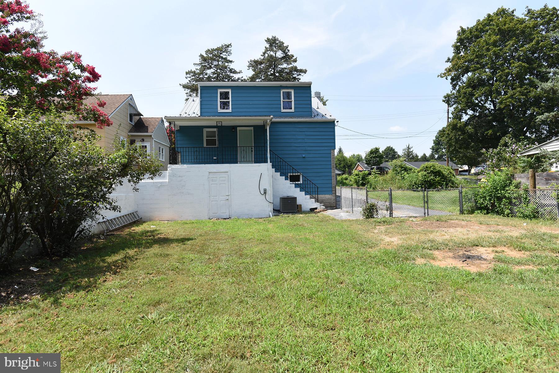 WEST END - Residential