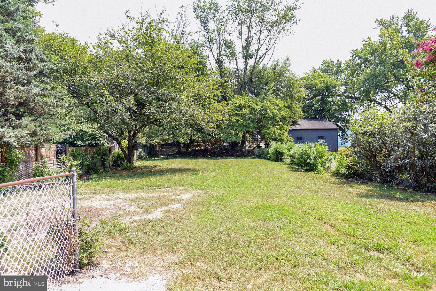 WEST END - Residential