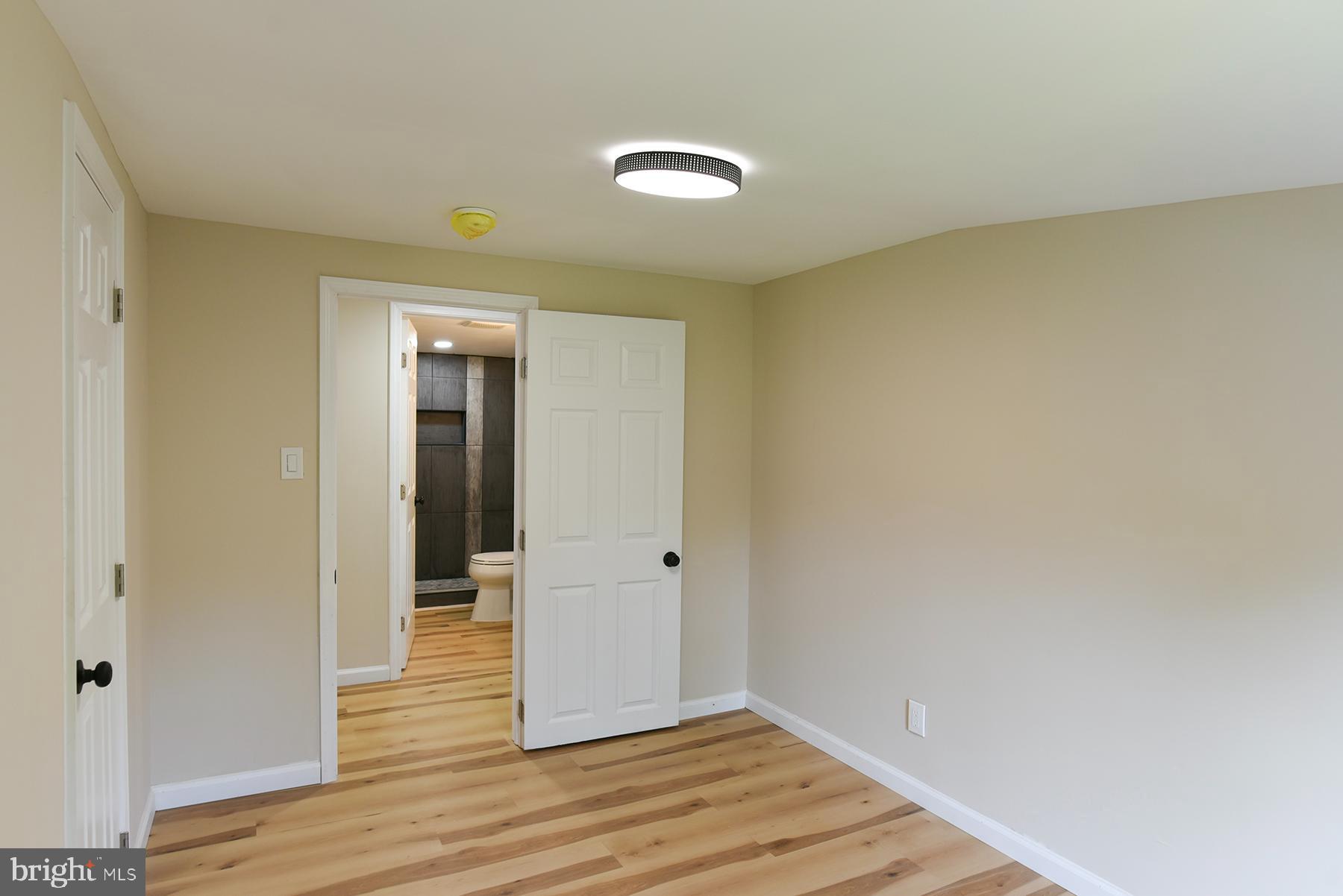 WEST END - Residential