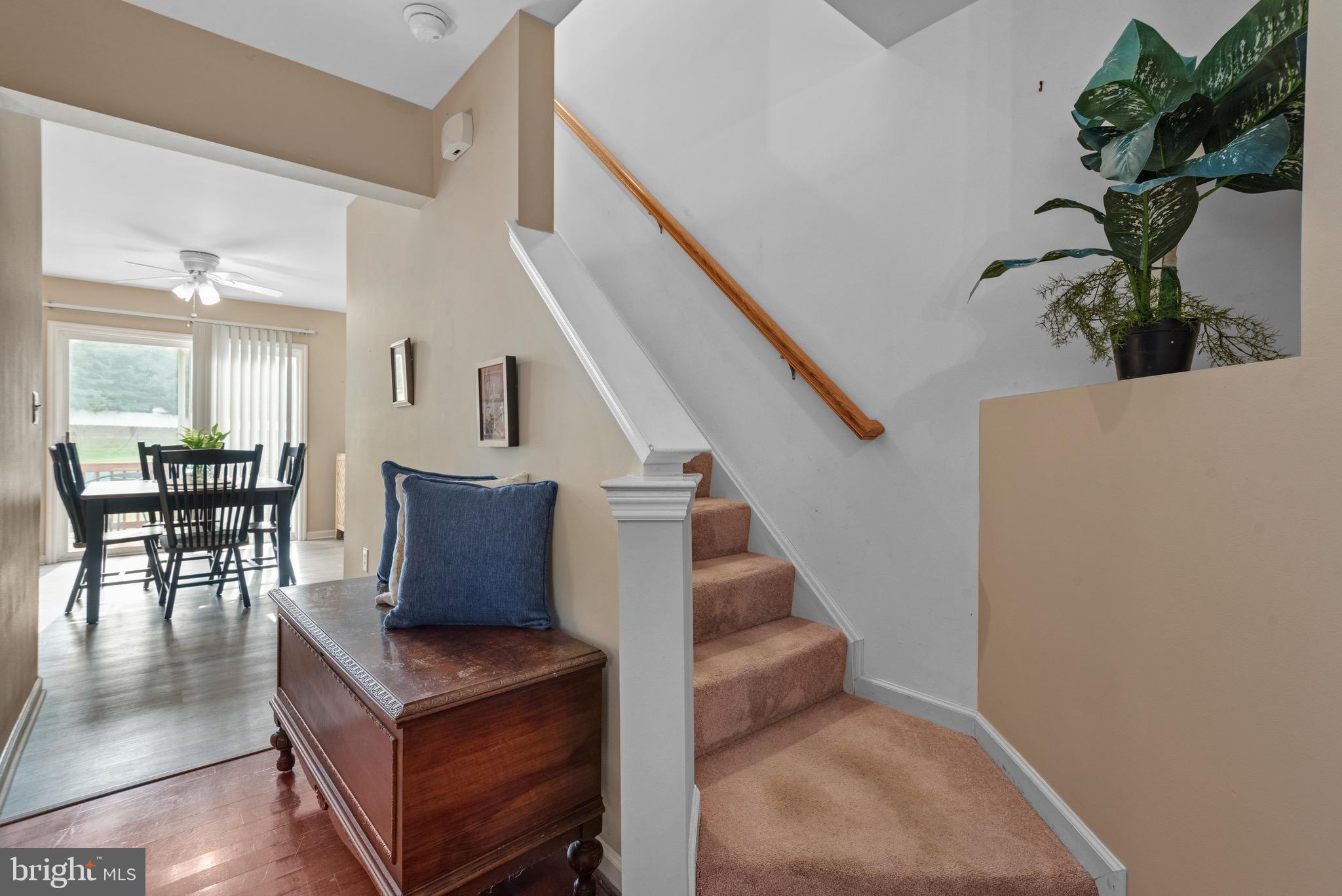 HAMPTON CHASE - Residential