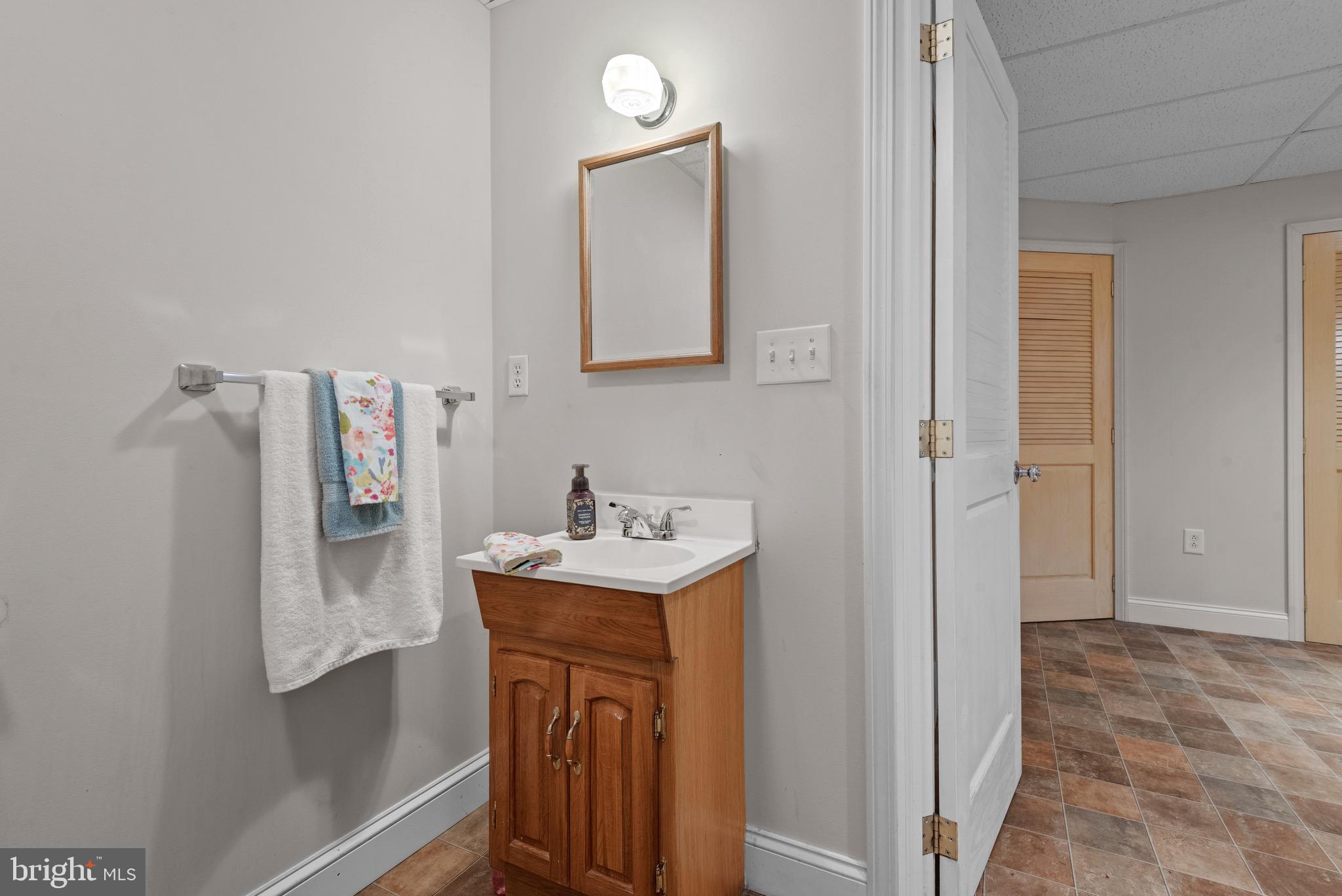 HAMPTON CHASE - Residential