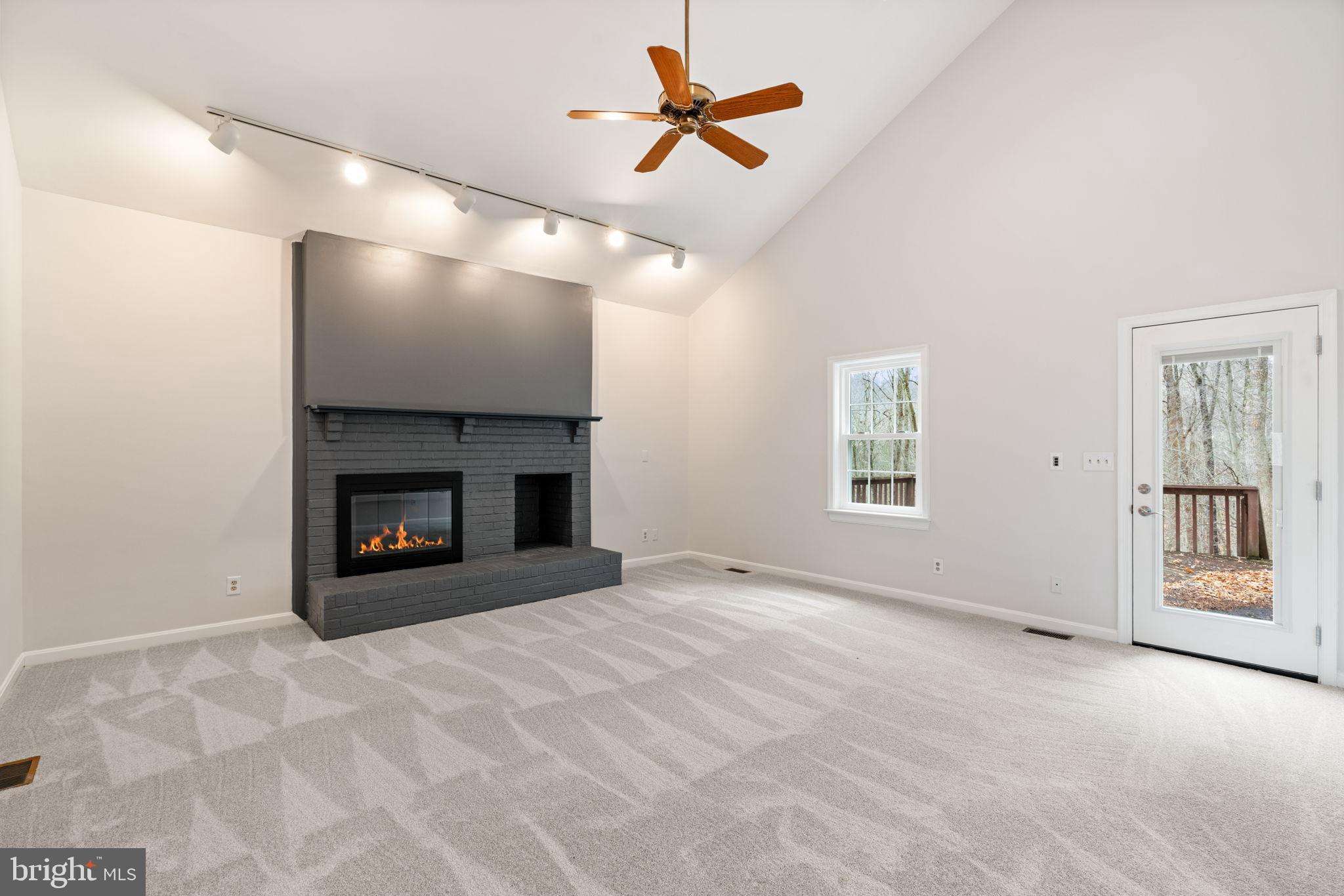 CANNON BLUFF - Residential