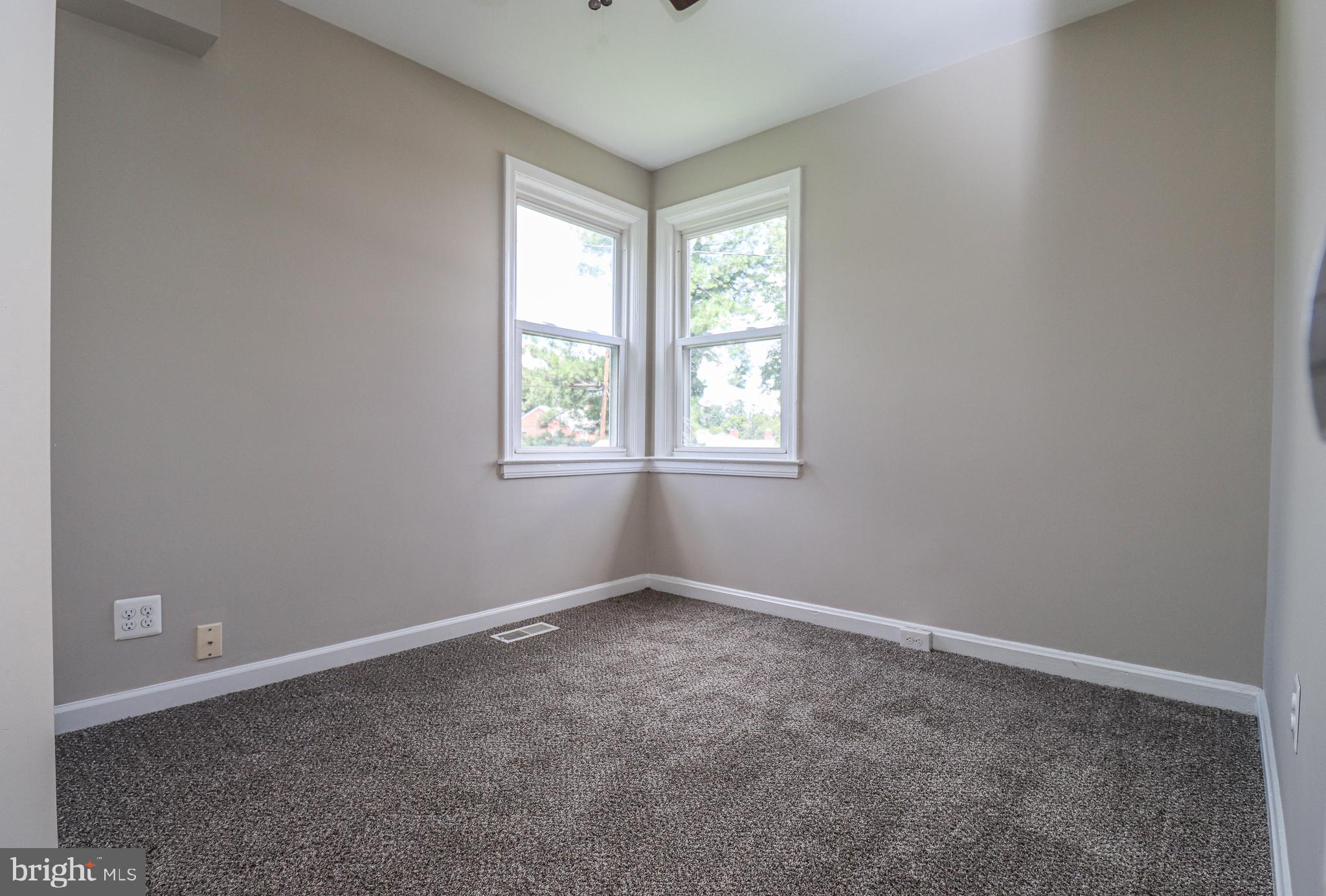 LAURAVILLE HISTORIC DISTRICT - Residential