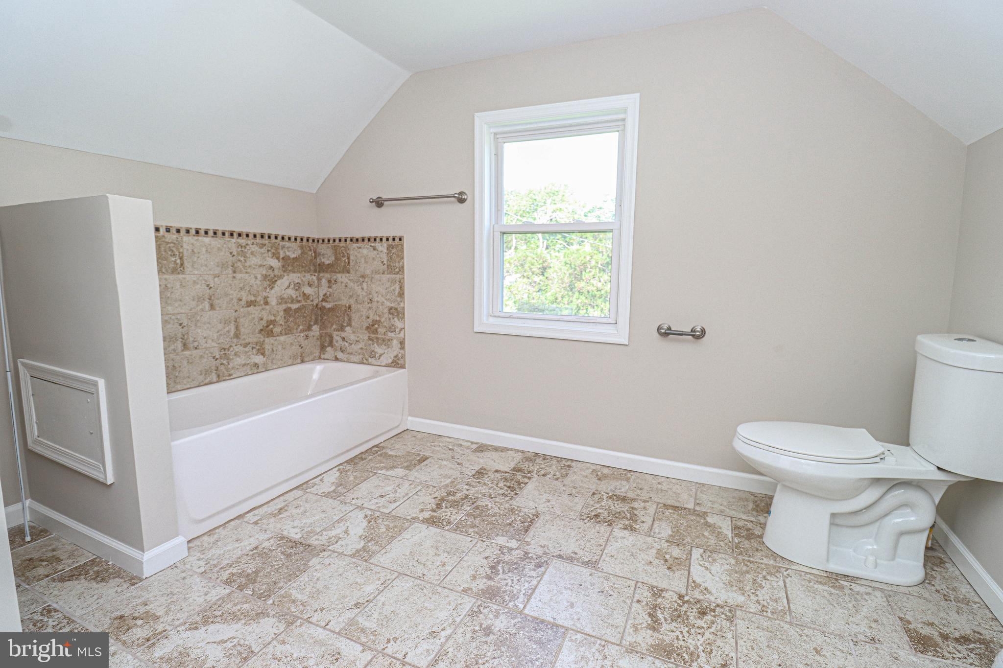 LAURAVILLE HISTORIC DISTRICT - Residential